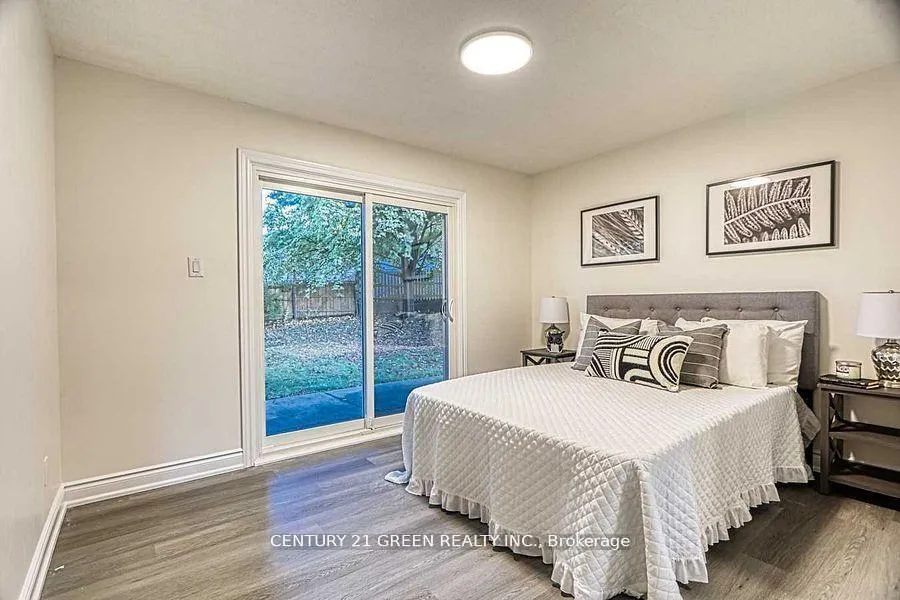 Photo 11 of 164 Gardiner Drive, Hamilton, Gilkson — HOMEH