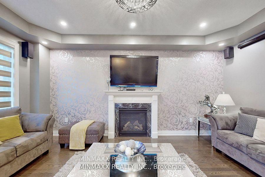 Photo 12 of 164 Belmore Court, Milton, Ford — HOMEH