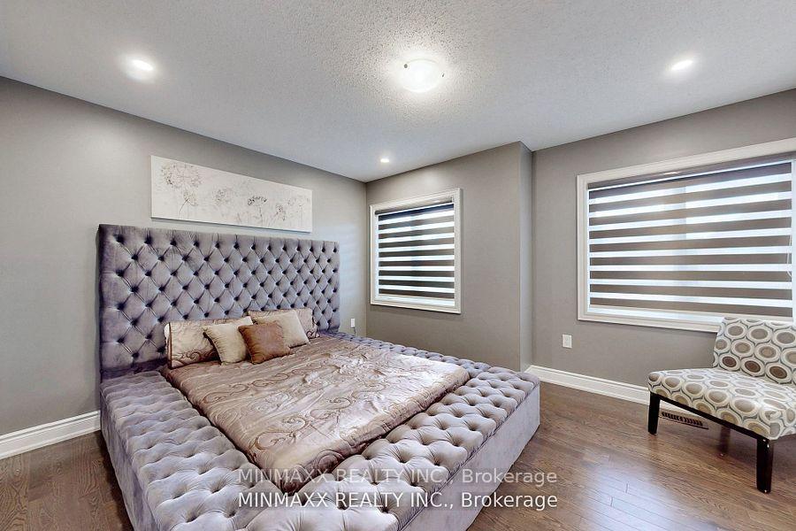 Photo 34 of 164 Belmore Court, Milton, Ford — HOMEH