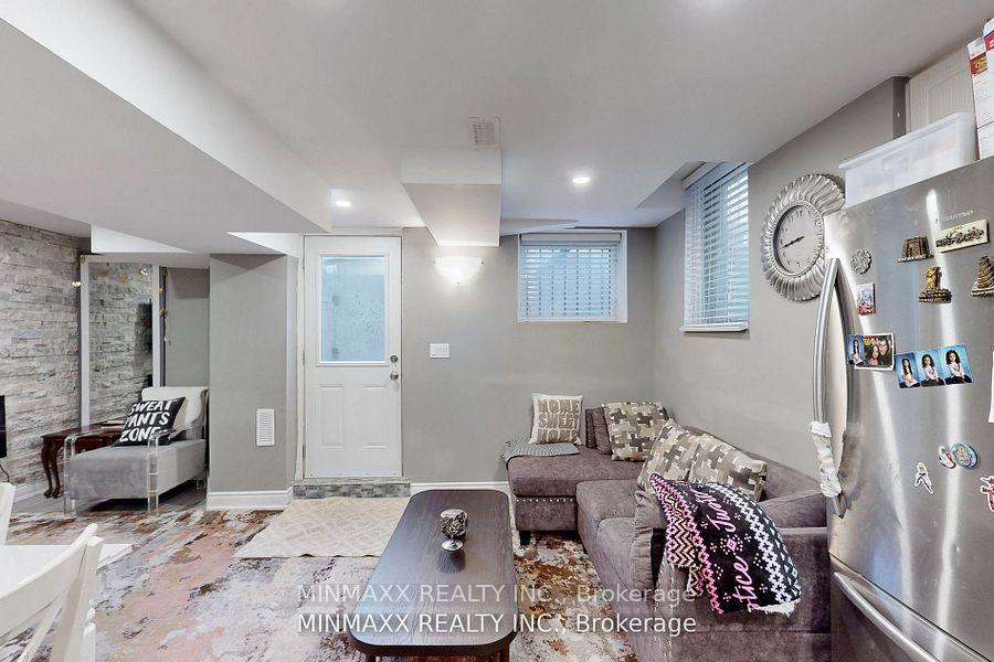 Photo 37 of 164 Belmore Court, Milton, Ford — HOMEH