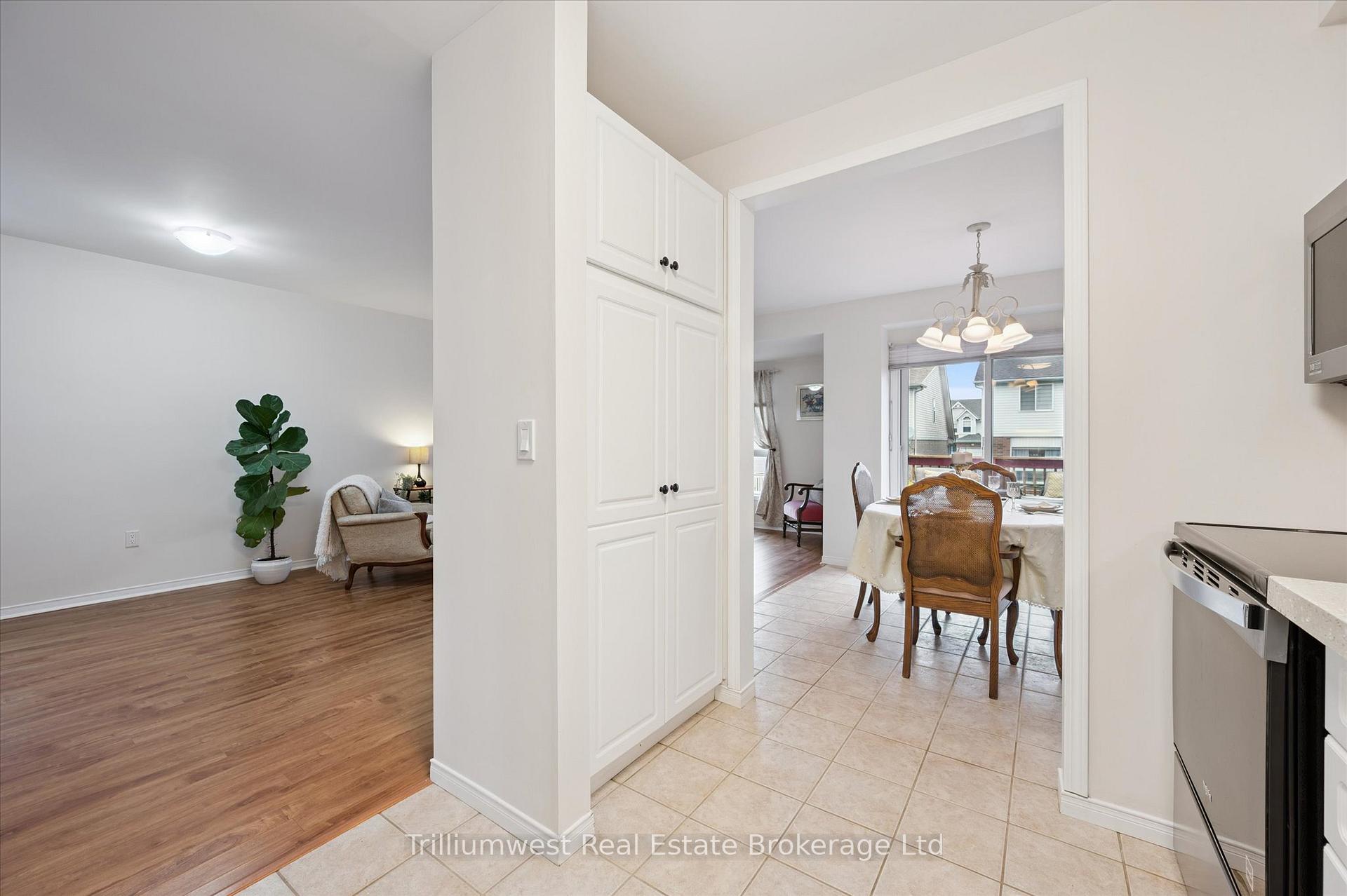 Photo 4 of 19 Ireland Place, Guelph, Grange Road — HOMEH