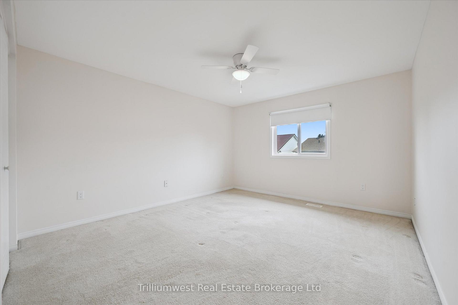 Photo 22 of 19 Ireland Place, Guelph, Grange Road — HOMEH