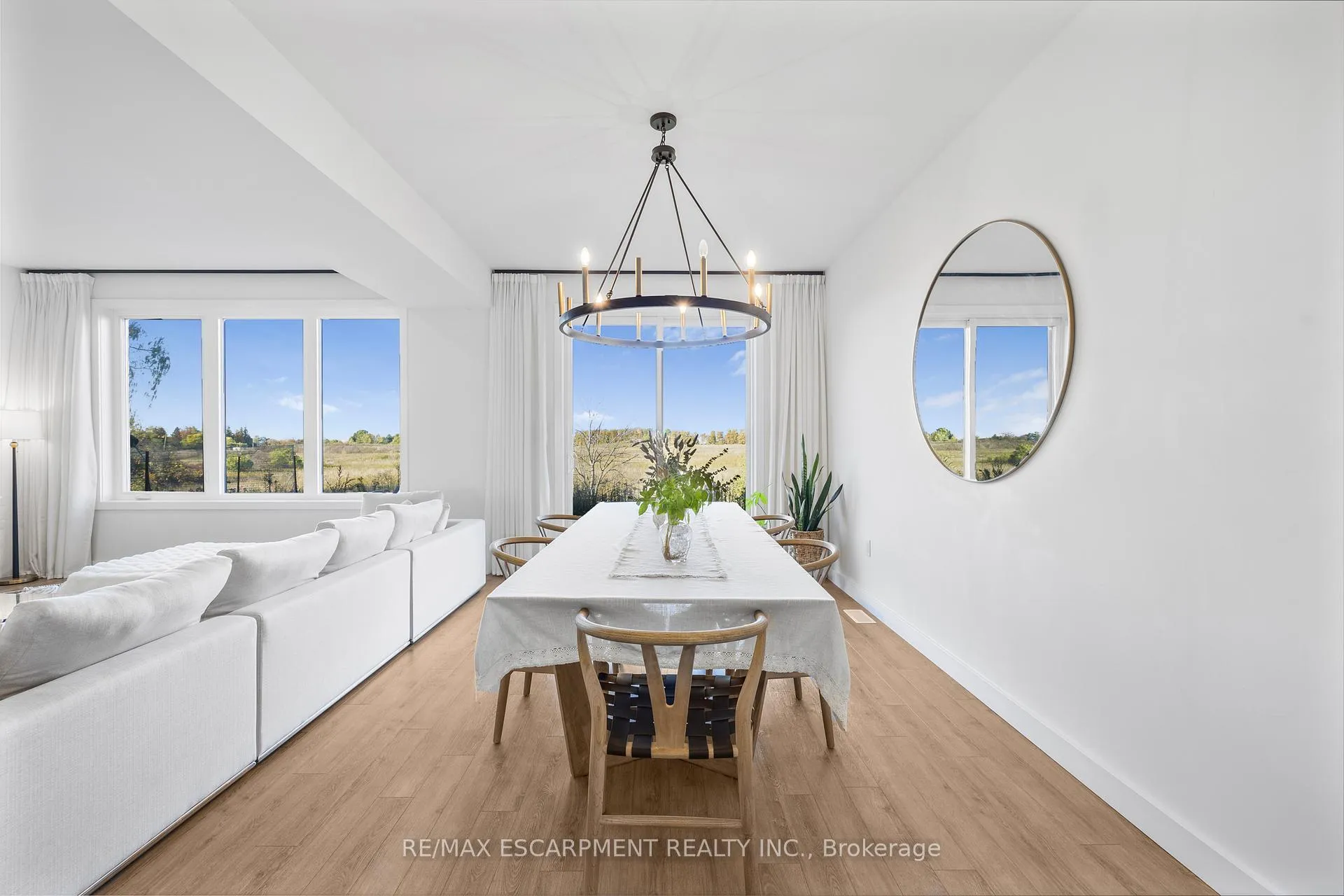 Photo 12 of 52 Bedrock Drive, Hamilton, Stoney Creek Mountain — HOMEH