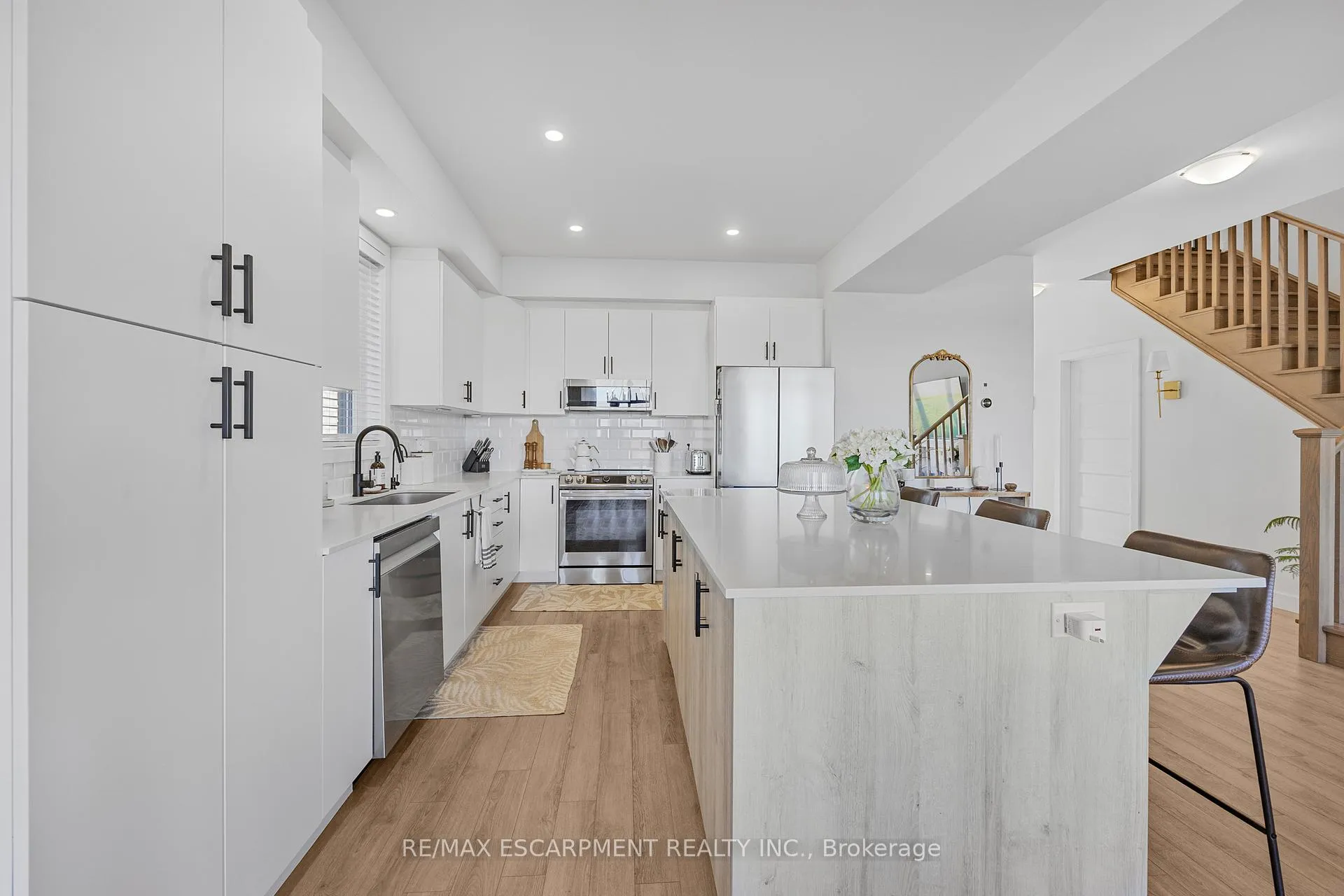 Photo 16 of 52 Bedrock Drive, Hamilton, Stoney Creek Mountain — HOMEH
