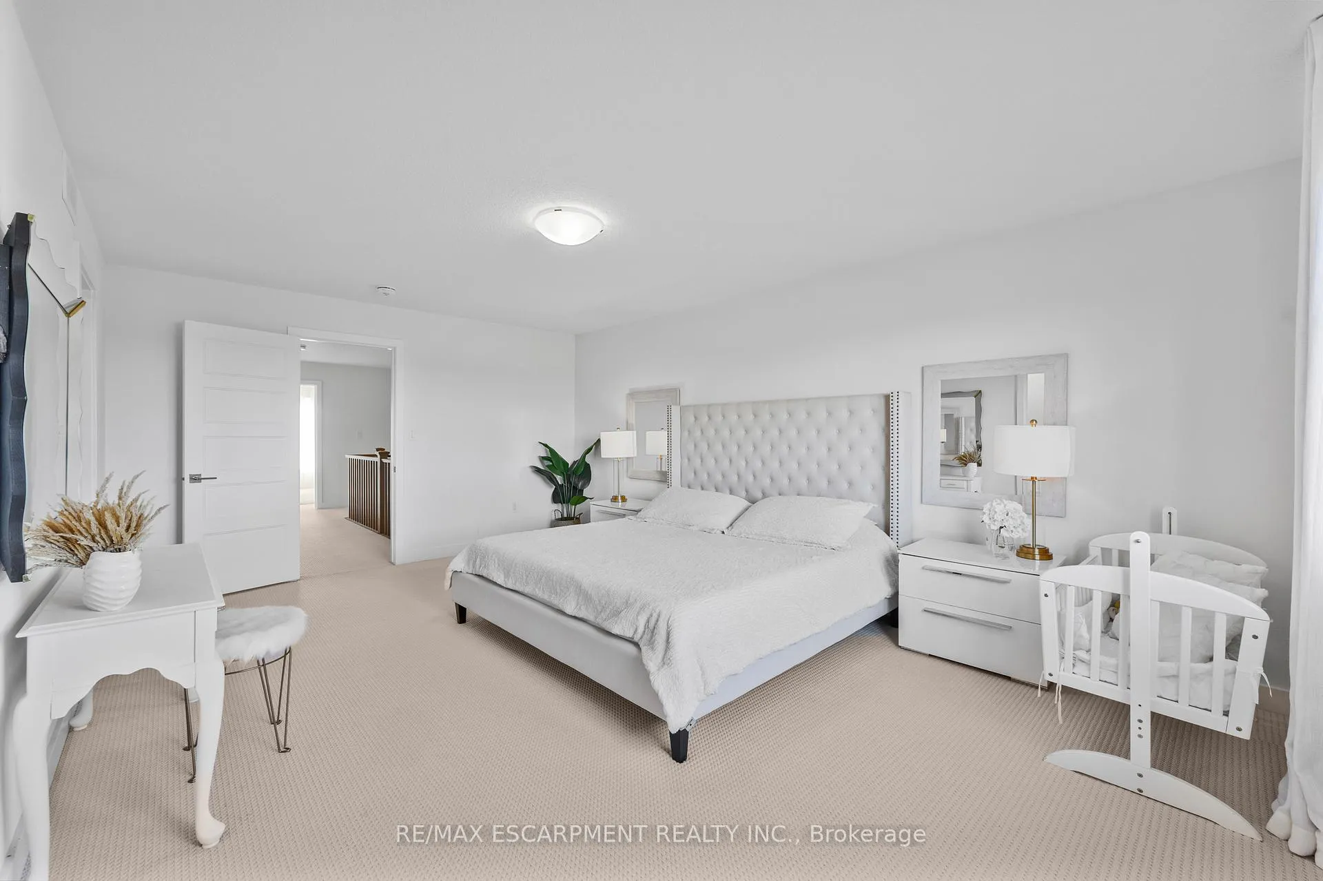 Photo 21 of 52 Bedrock Drive, Hamilton, Stoney Creek Mountain — HOMEH