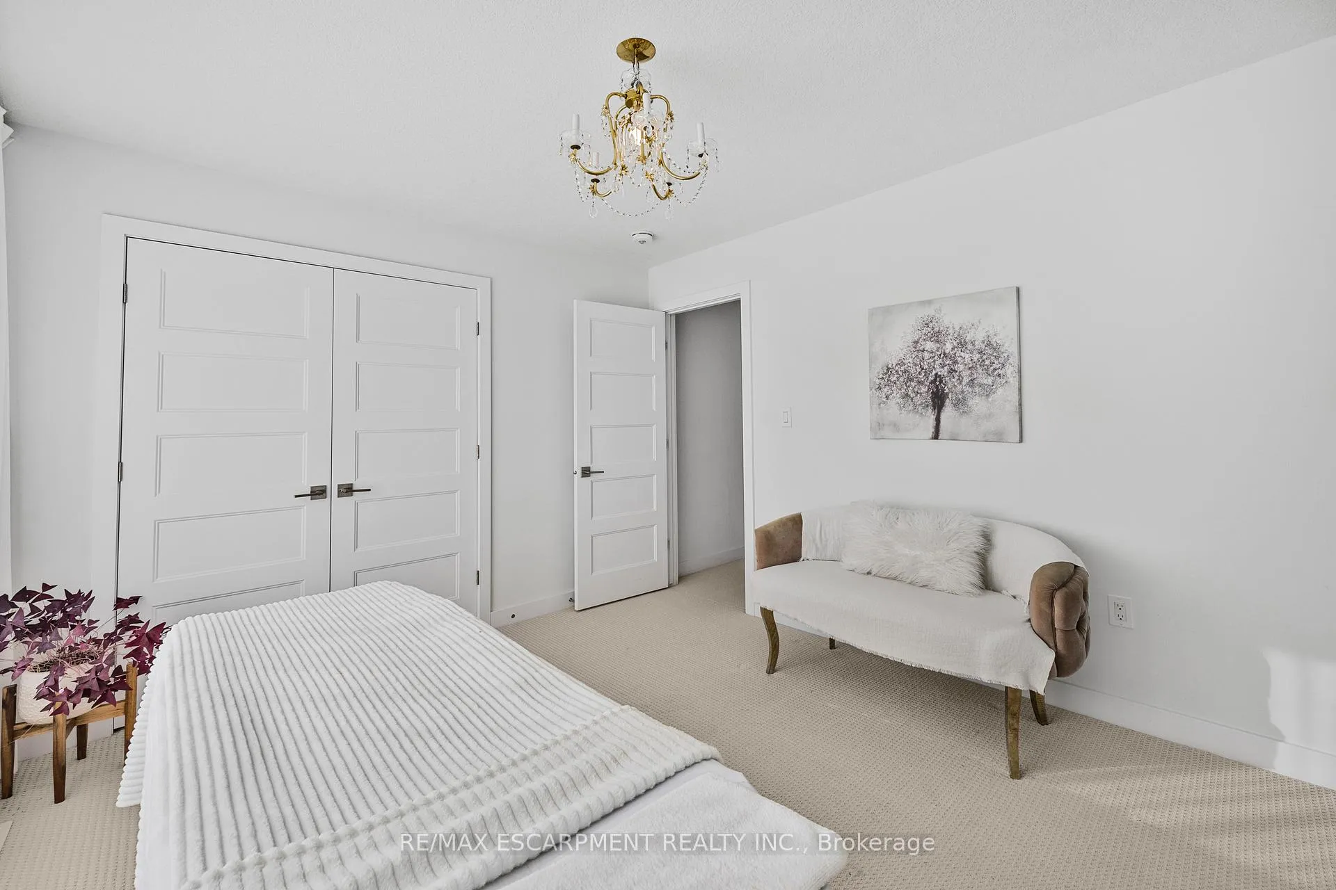 Photo 33 of 52 Bedrock Drive, Hamilton, Stoney Creek Mountain — HOMEH