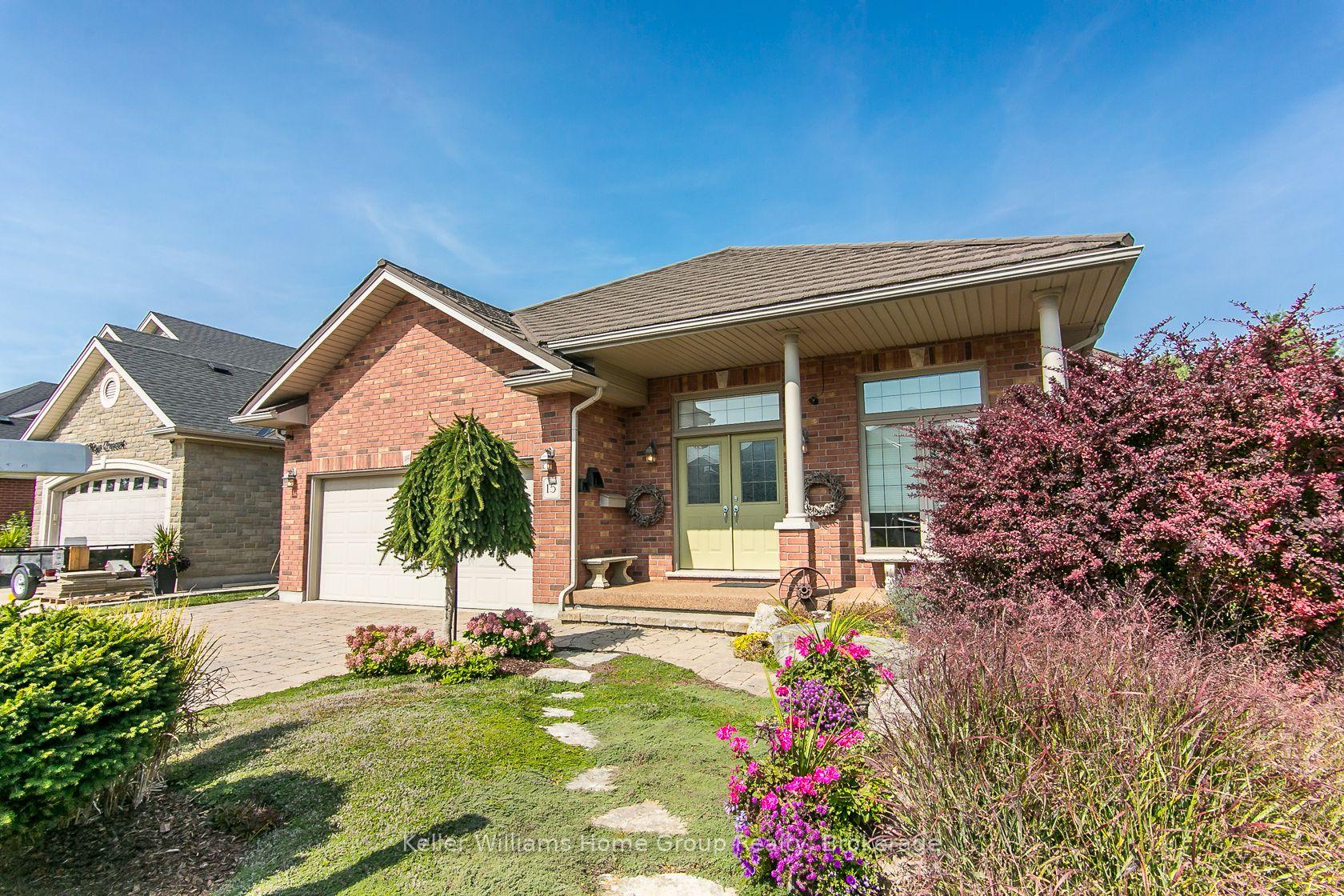 Photo 1 of 15 Keys Crescent, Guelph, Clairfields/Hanlon Business Park — HOMEH