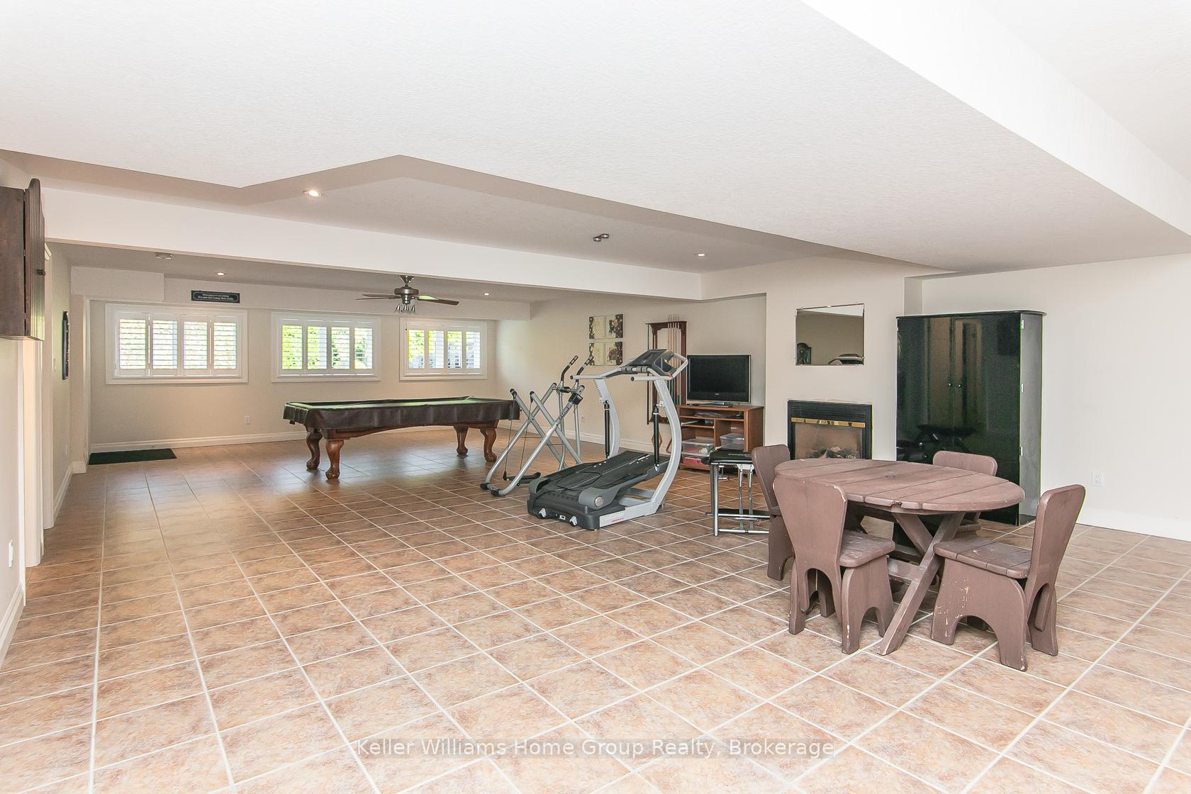 Photo 28 of 15 Keys Crescent, Guelph, Clairfields/Hanlon Business Park — HOMEH