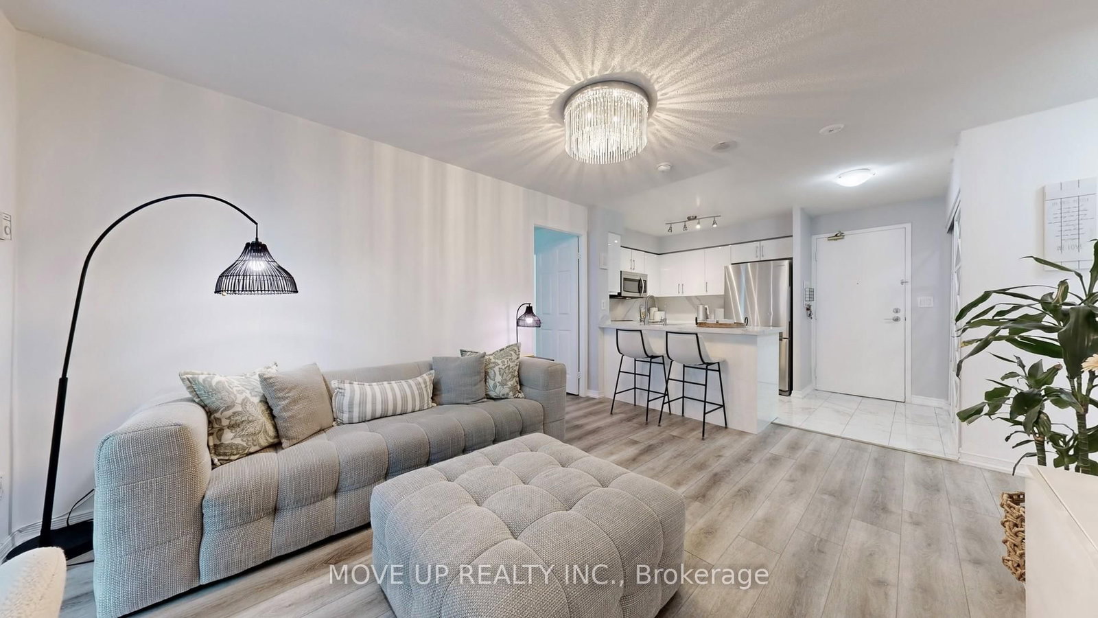 Photo 5 of Unit 225, 3 Ellesmere St, Richmond Hill, Langstaff — HOMEH