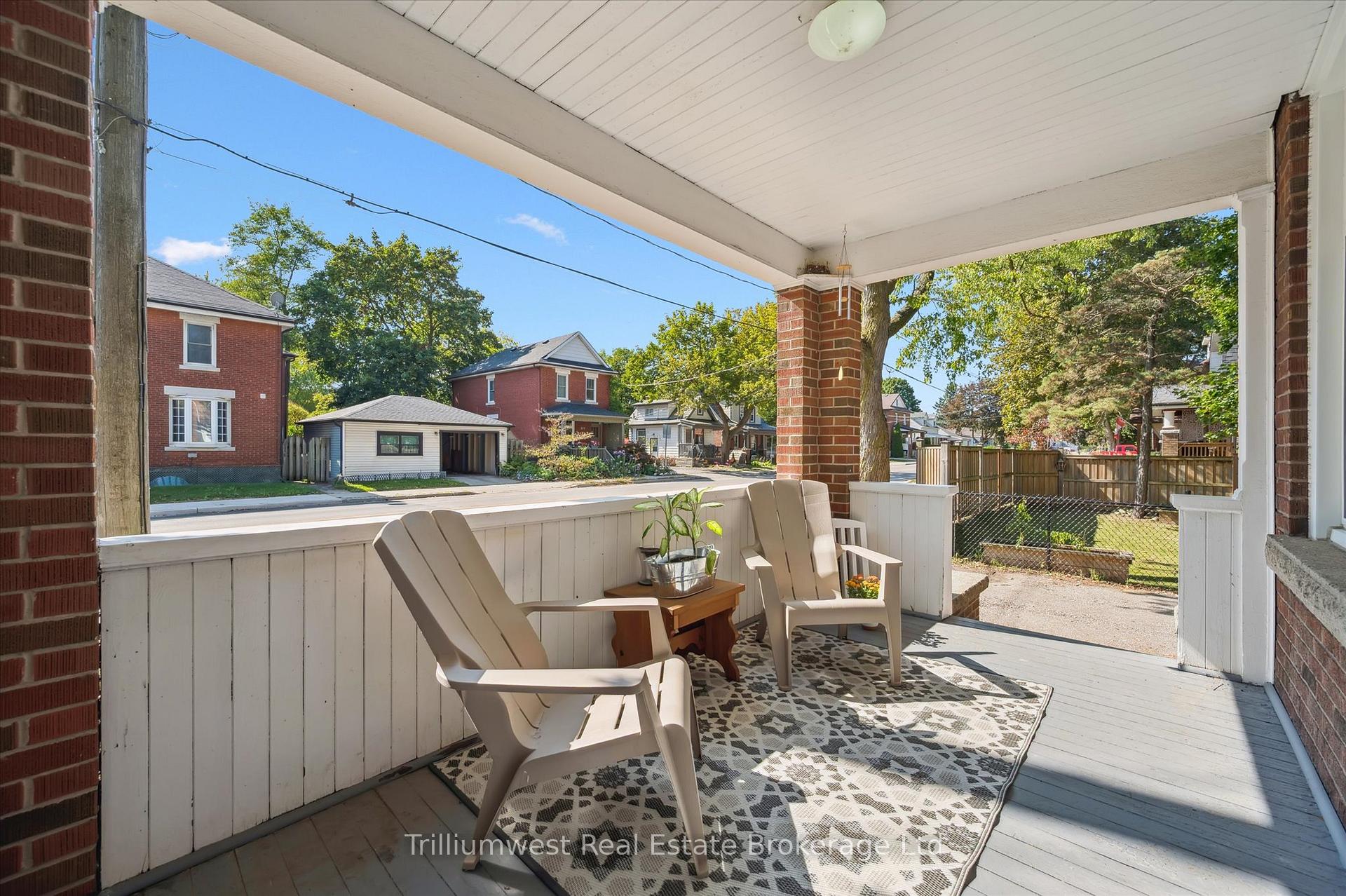 Photo 7 of 364 York Road, Guelph, St. Patrick's Ward — HOMEH