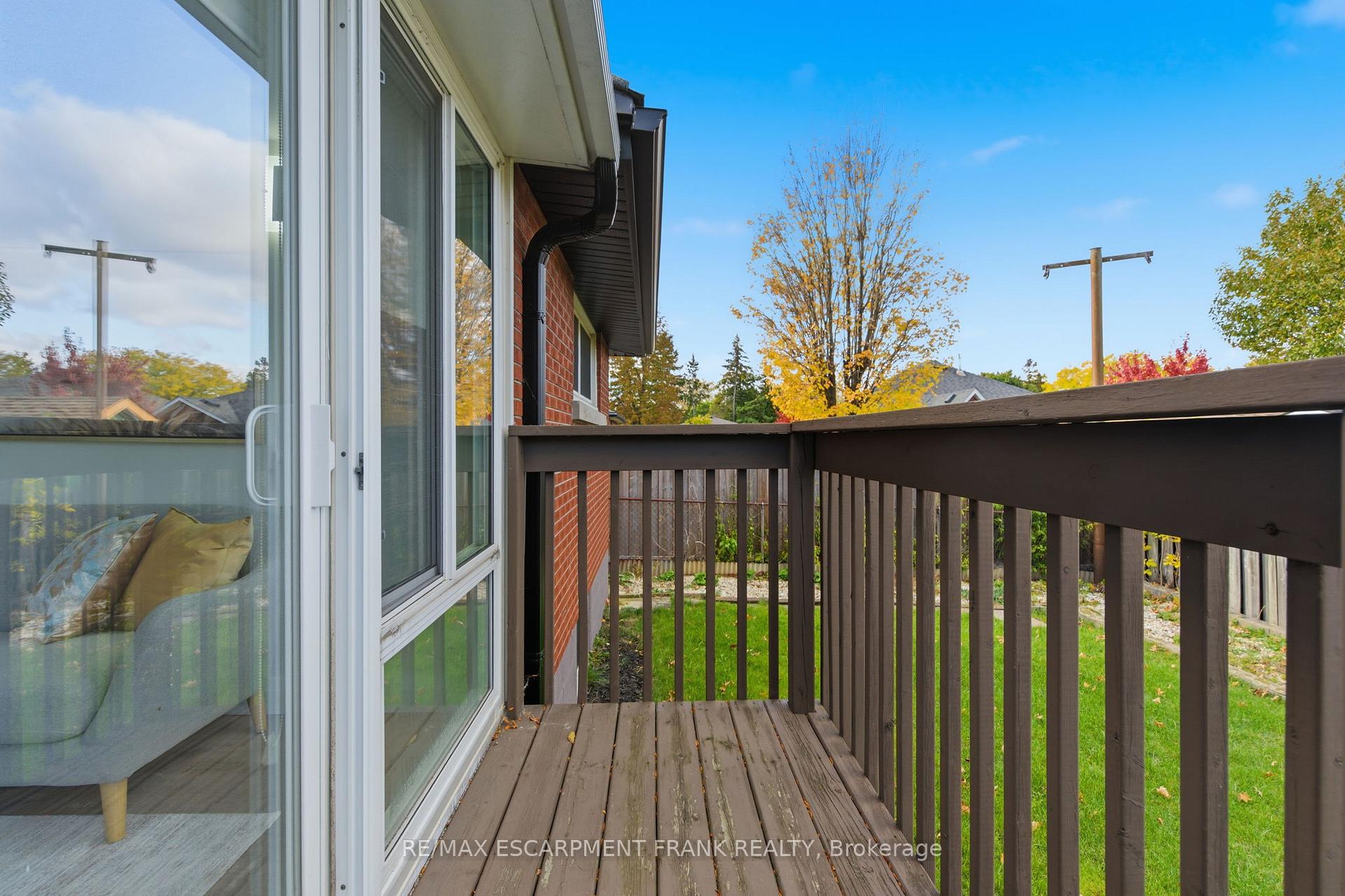 Photo 48 of 115 Mcelroy Road E, Hamilton, Balfour — HOMEH
