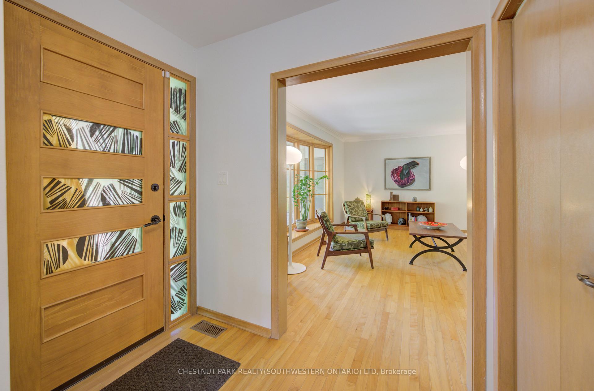 Photo 7 of 9 Monticello Crescent, Guelph, Kortright East — HOMEH