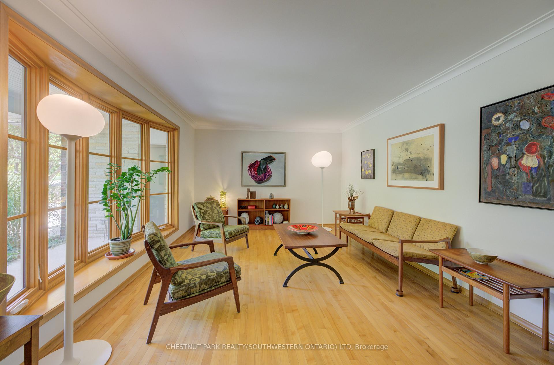 Photo 8 of 9 Monticello Crescent, Guelph, Kortright East — HOMEH