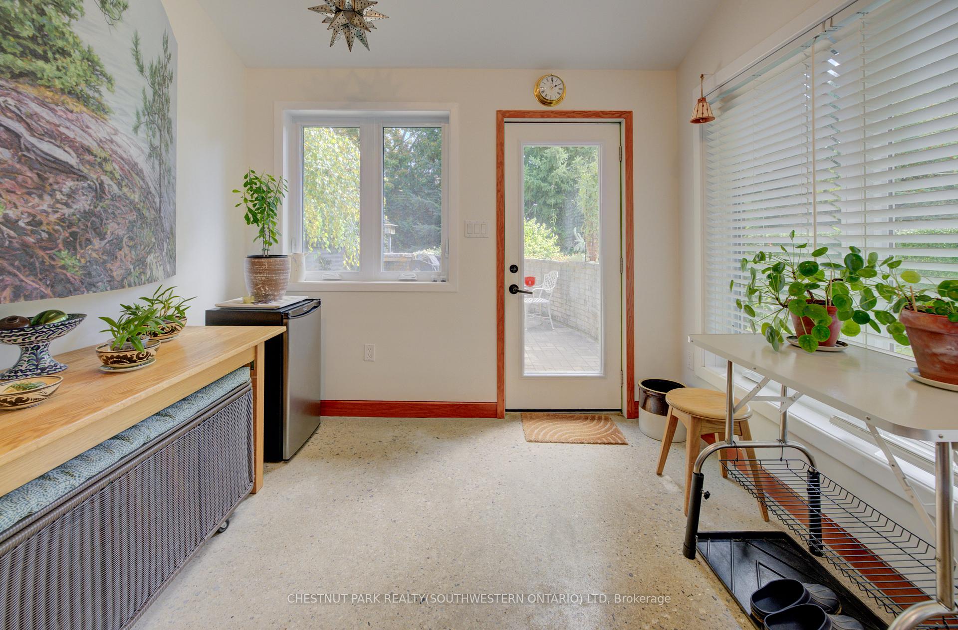 Photo 35 of 9 Monticello Crescent, Guelph, Kortright East — HOMEH