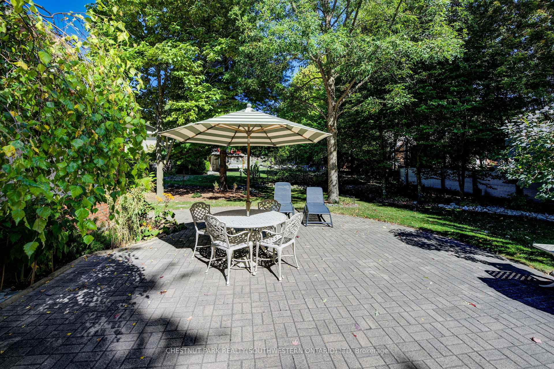Photo 41 of 9 Monticello Crescent, Guelph, Kortright East — HOMEH