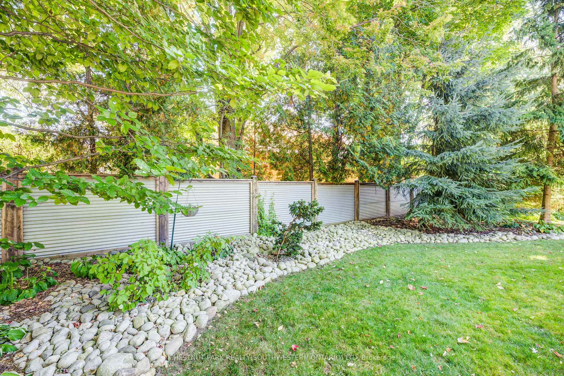 Photo 44 of 9 Monticello Crescent, Guelph, Kortright East — HOMEH