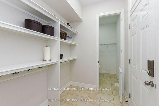Photo 18 of 565 Kennedy Circle W, Milton, Cobban — HOMEH