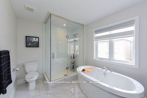 Photo 28 of 565 Kennedy Circle W, Milton, Cobban — HOMEH