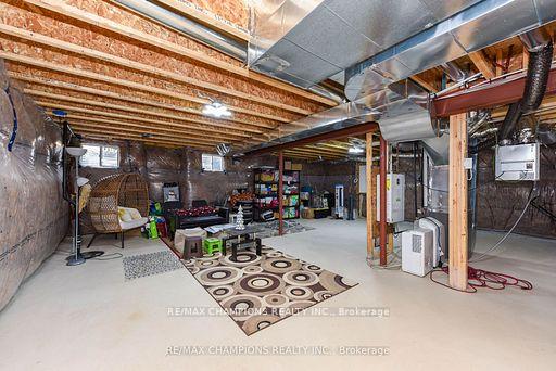 Photo 30 of 565 Kennedy Circle W, Milton, Cobban — HOMEH