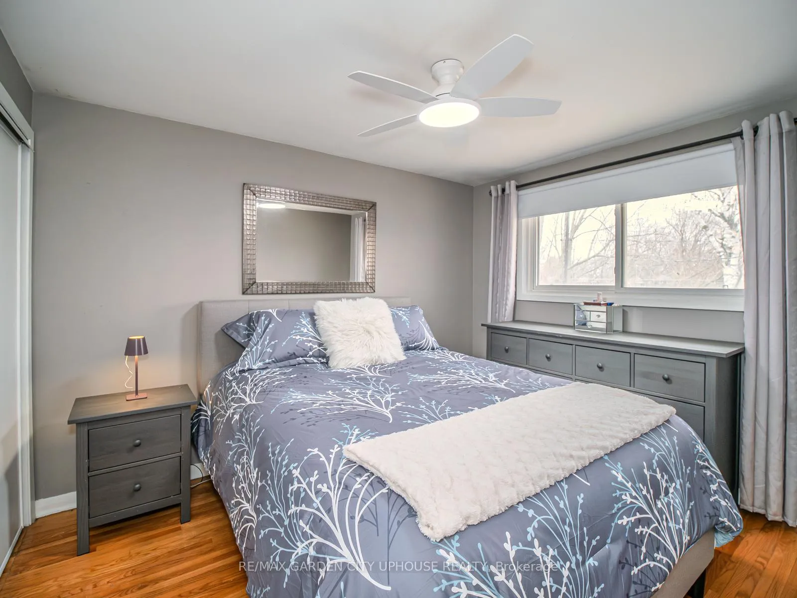 Photo 11 of 46 Strathcona Drive, St. Catharines, Vine/Linwell — HOMEH