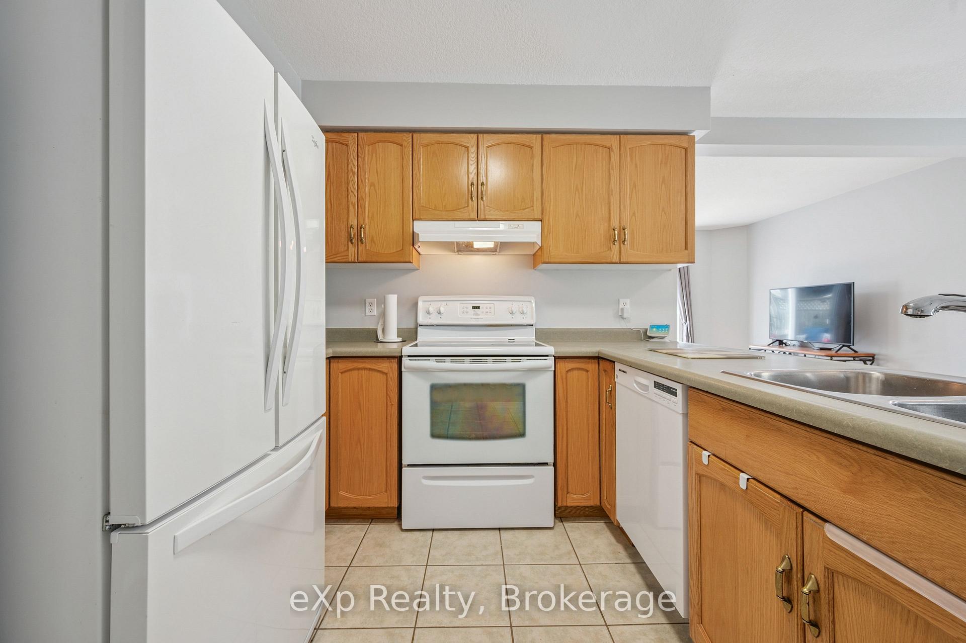 Photo 10 of 59 Swift Crescent, Guelph, Grange Road — HOMEH