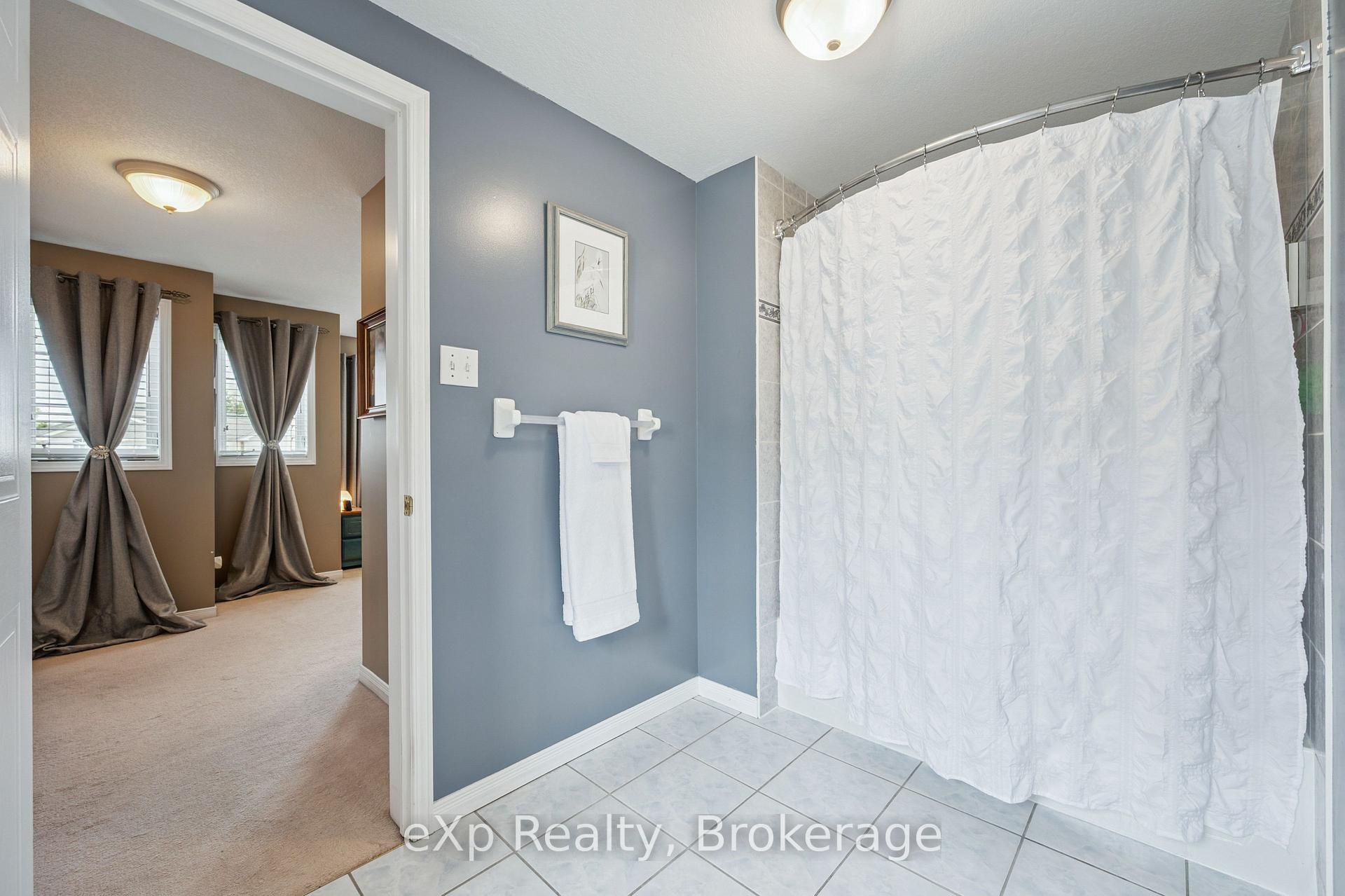 Photo 25 of 59 Swift Crescent, Guelph, Grange Road — HOMEH