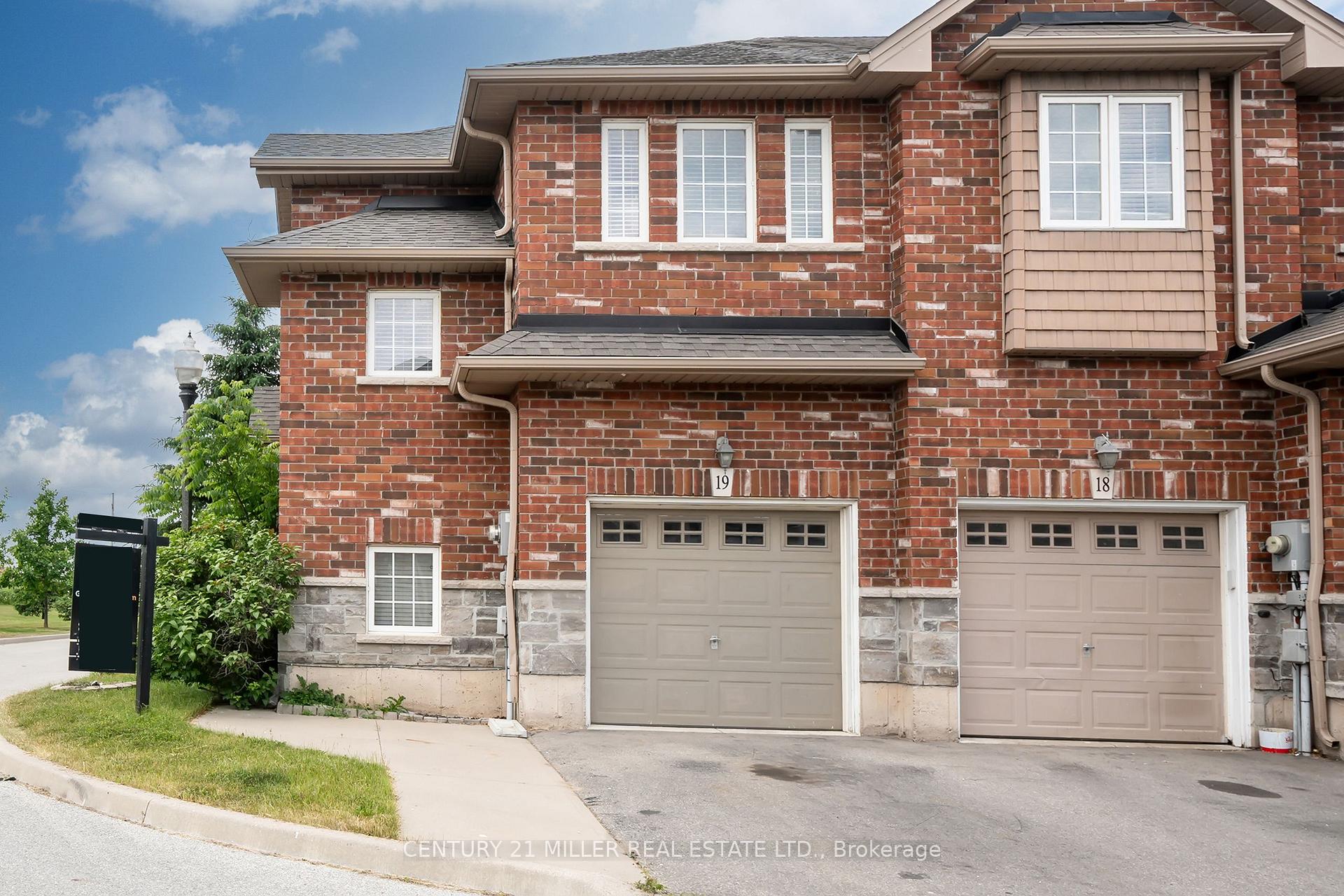 Photo 1 of Unit 19, 45 Seabreeze Crescent, Hamilton, Stoney Creek — HOMEH