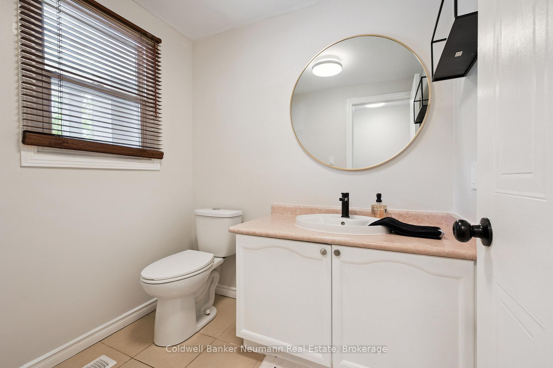 Photo 6 of 29 Grandridge Crescent, Guelph, Willow West/Sugarbush/West Acres — HOMEH