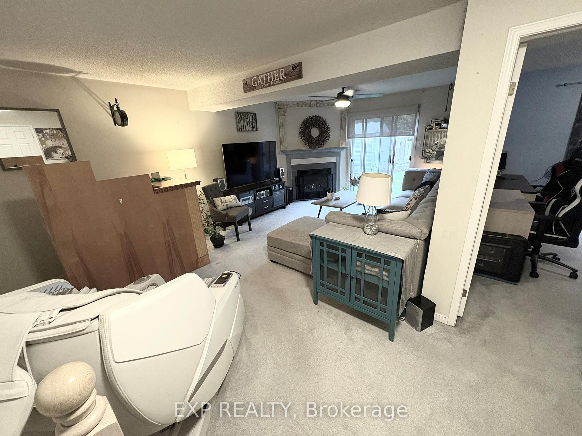 Photo 9 of 332 Acadia Drive, Hamilton, Butler — HOMEH