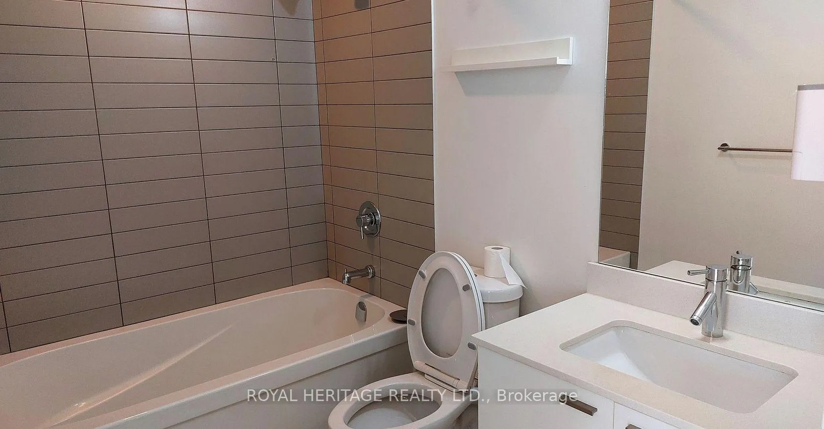 Photo 11 of Unit 1106, 30 Roehampton Avenue, Toronto, Mount Pleasant West — HOMEH