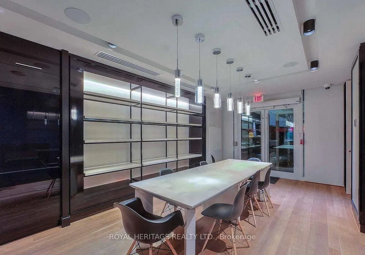 Photo 15 of Unit 1106, 30 Roehampton Avenue, Toronto, Mount Pleasant West — HOMEH