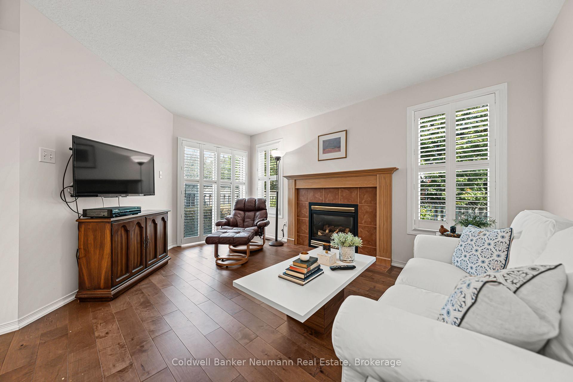 Photo 13 of 7 Camm Crescent, Guelph, Pineridge/Westminster Woods — HOMEH