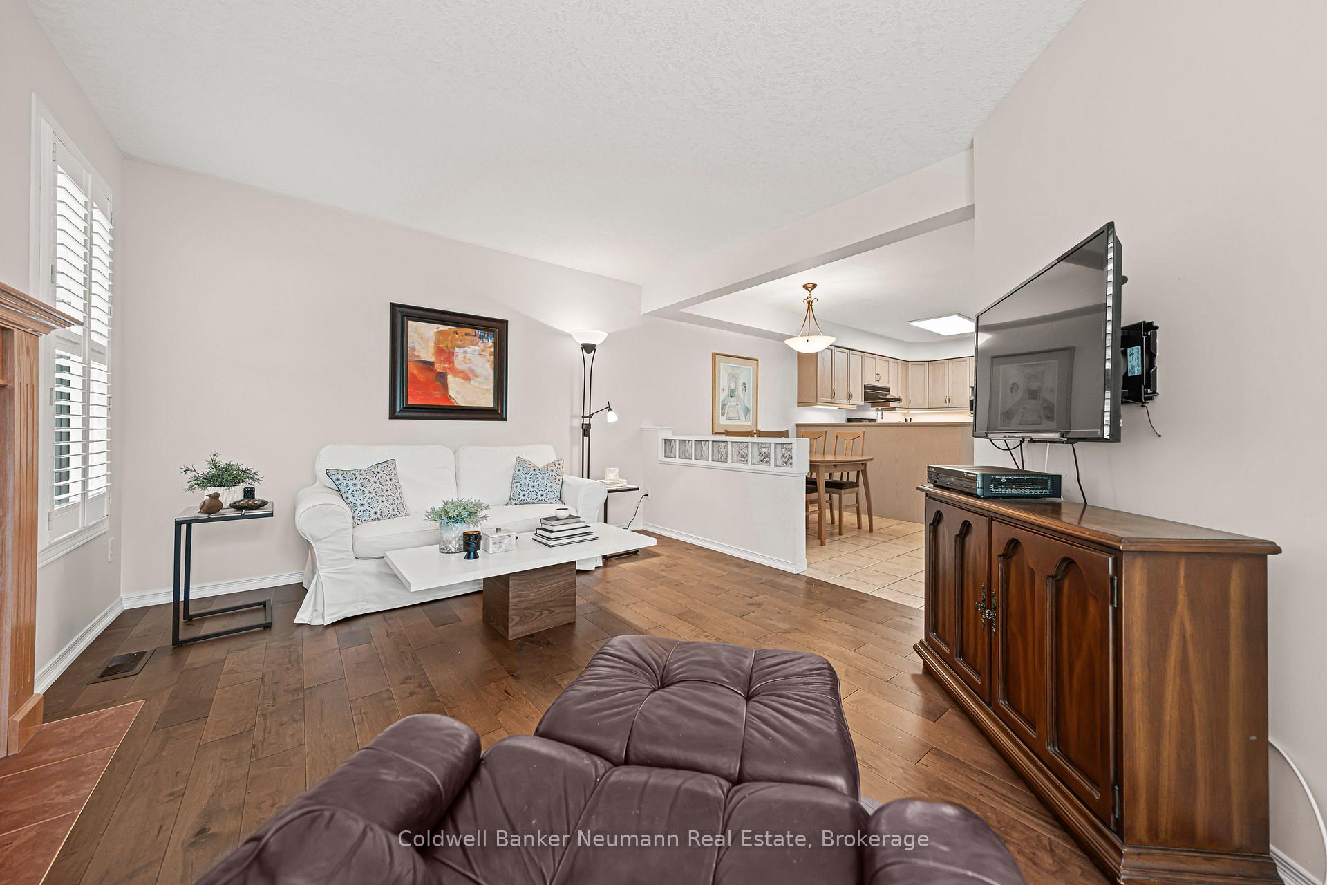 Photo 14 of 7 Camm Crescent, Guelph, Pineridge/Westminster Woods — HOMEH
