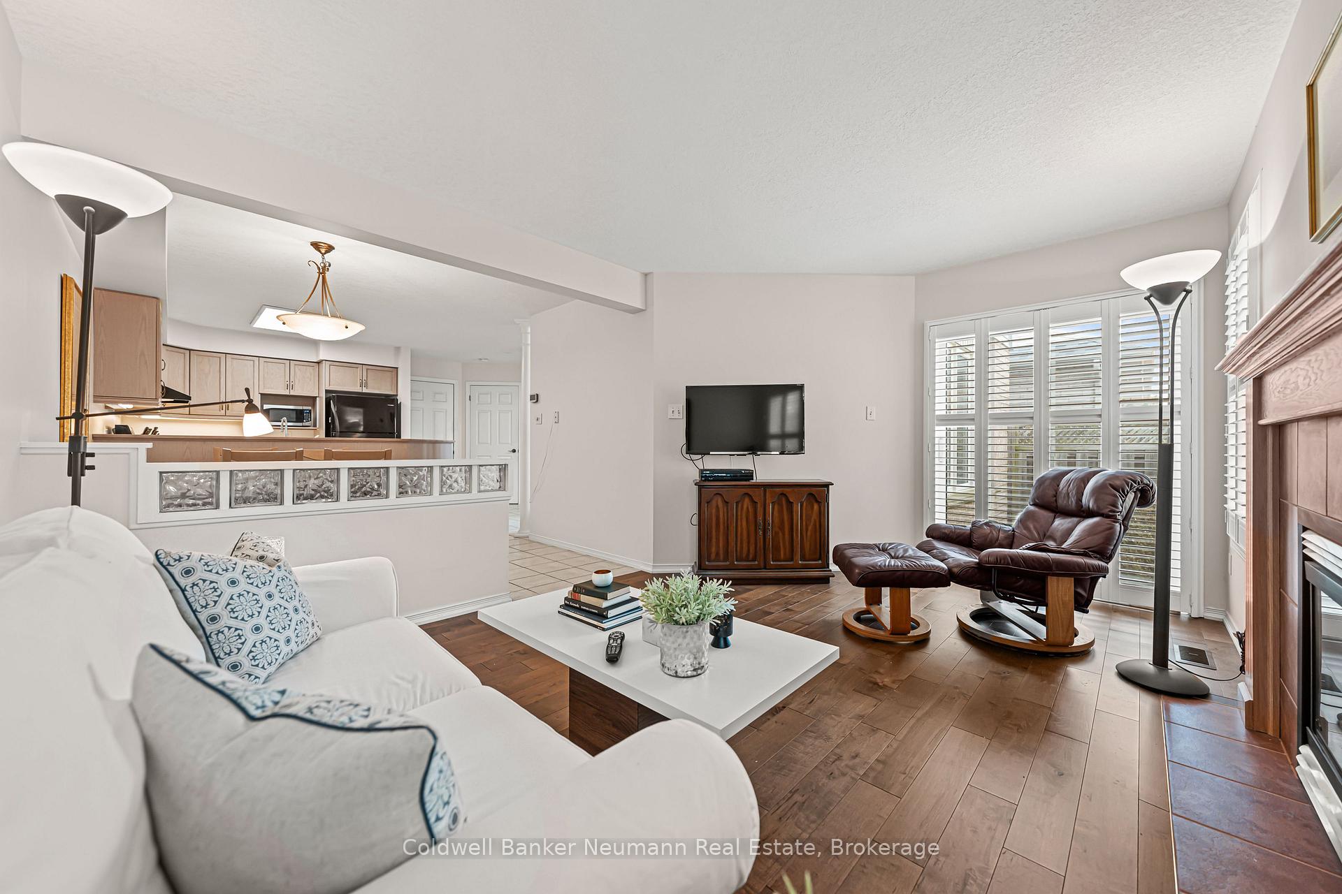 Photo 15 of 7 Camm Crescent, Guelph, Pineridge/Westminster Woods — HOMEH