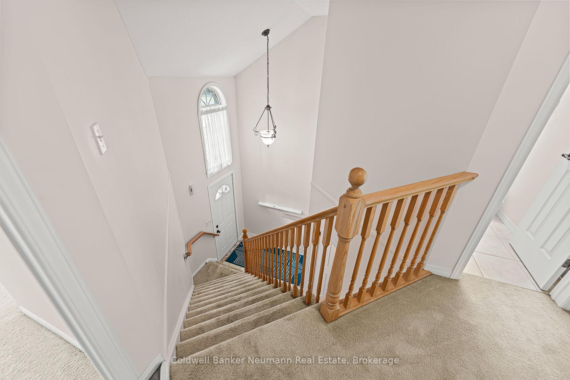 Photo 17 of 7 Camm Crescent, Guelph, Pineridge/Westminster Woods — HOMEH
