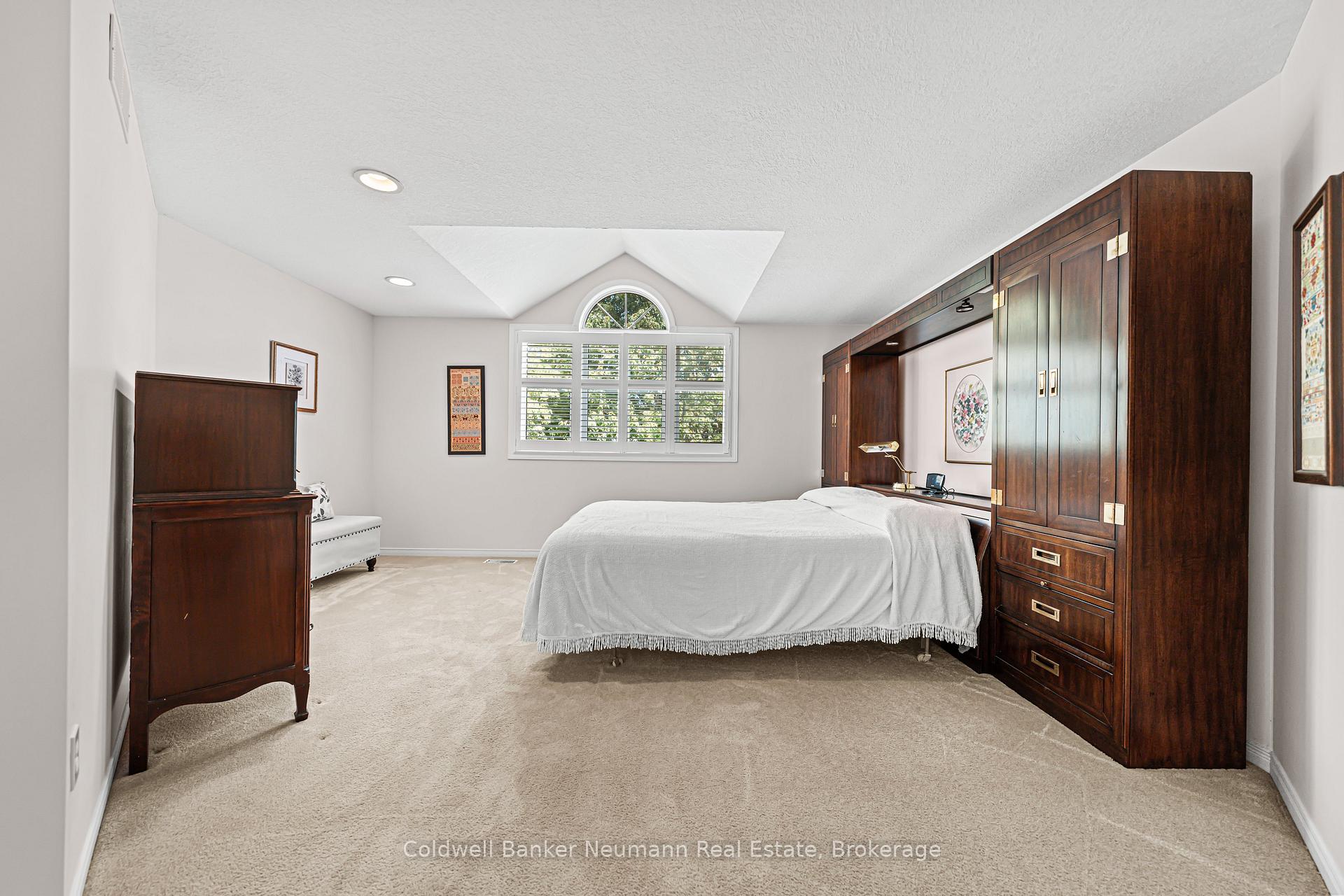 Photo 19 of 7 Camm Crescent, Guelph, Pineridge/Westminster Woods — HOMEH