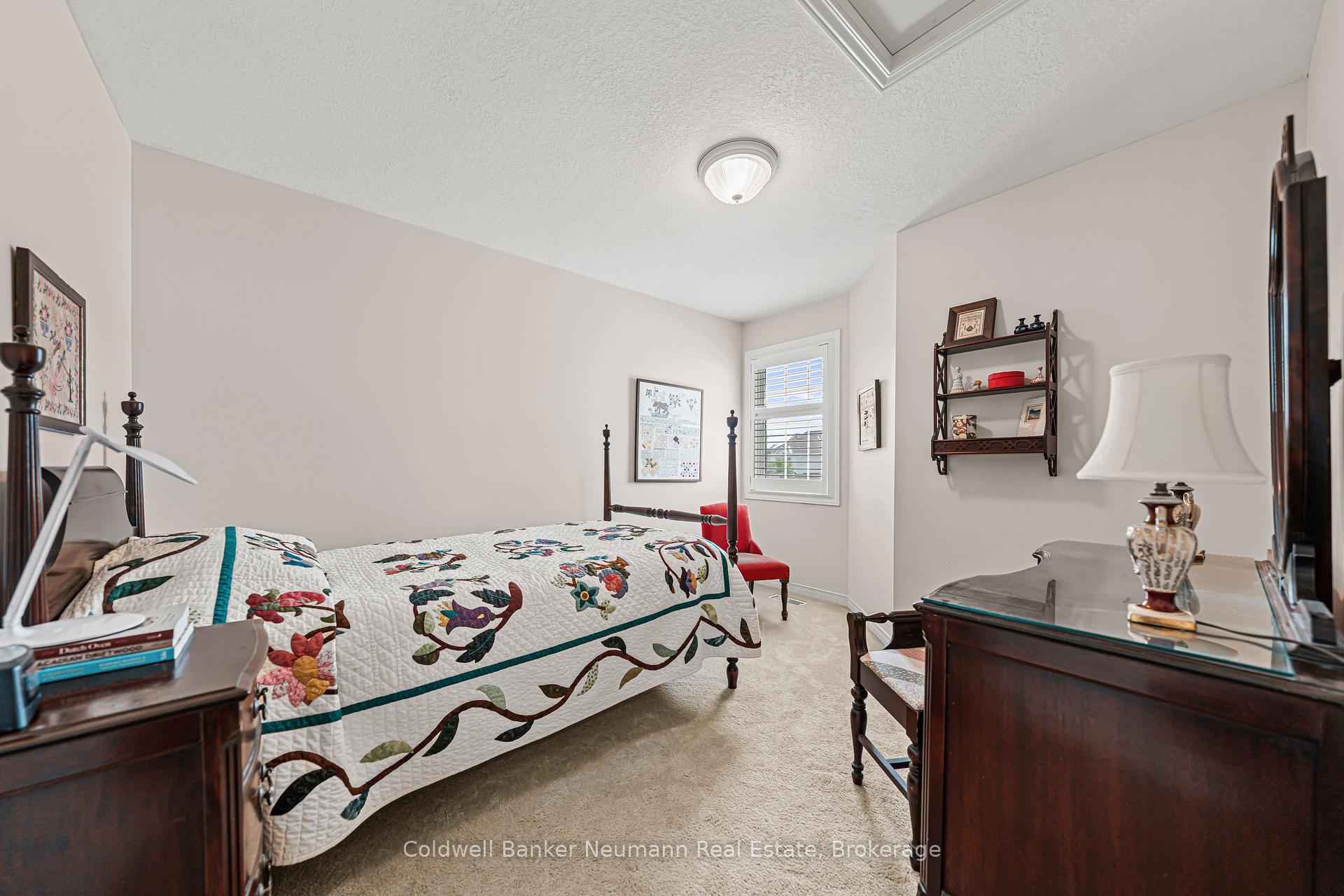 Photo 24 of 7 Camm Crescent, Guelph, Pineridge/Westminster Woods — HOMEH