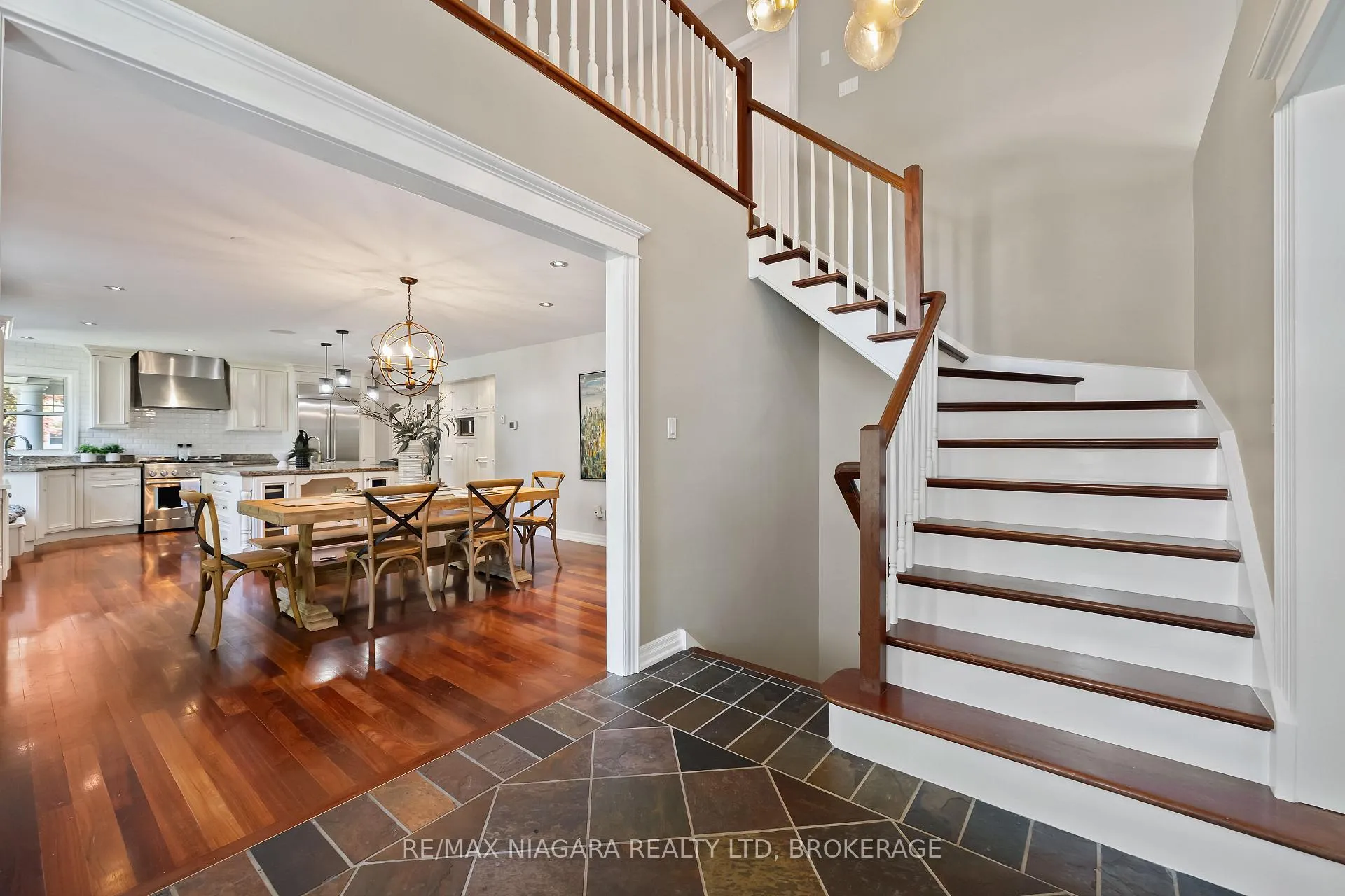 Photo 7 of 1 Graham Avenue, St. Catharines, Port Dalhousie — HOMEH
