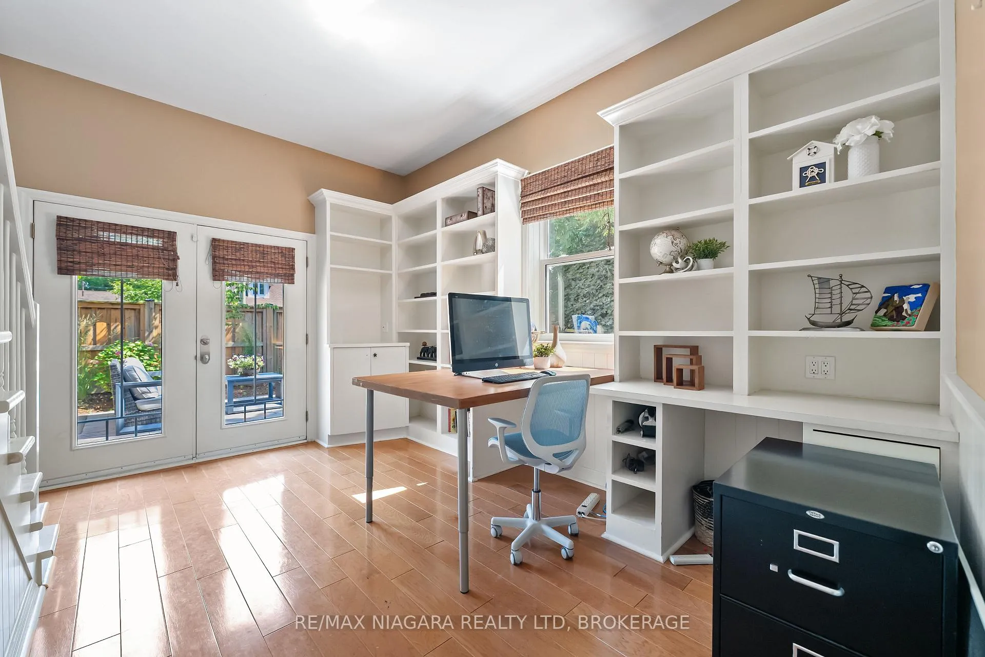 Photo 20 of 1 Graham Avenue, St. Catharines, Port Dalhousie — HOMEH