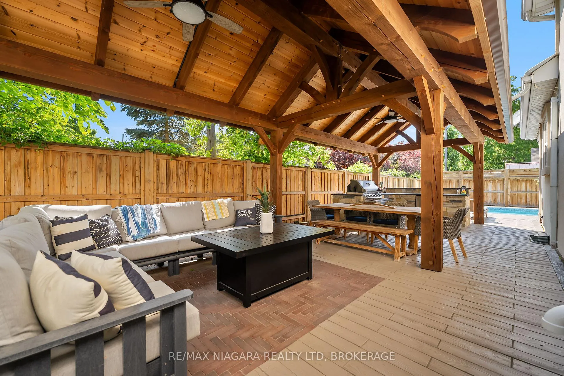 Photo 35 of 1 Graham Avenue, St. Catharines, Port Dalhousie — HOMEH