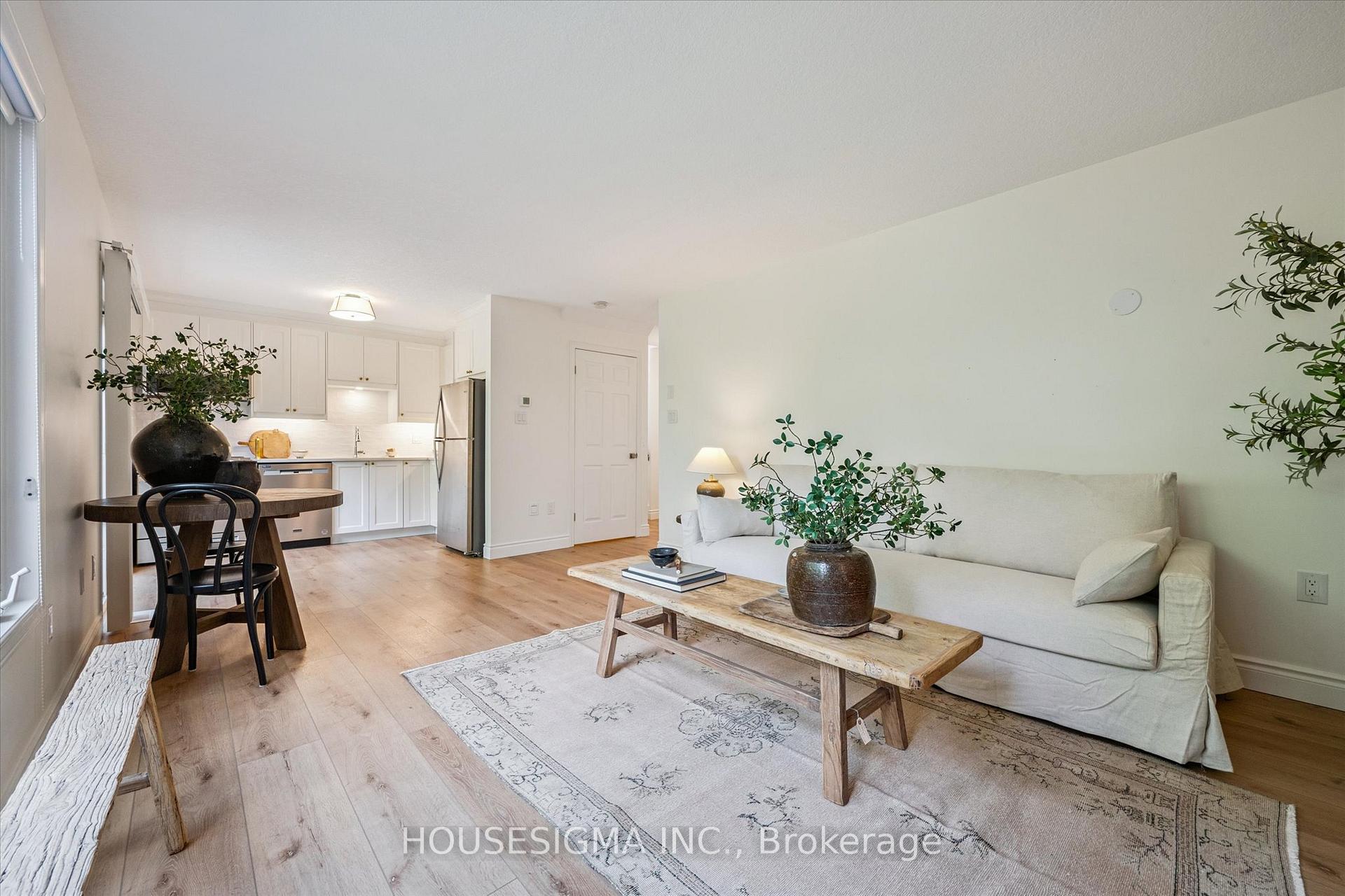 Photo 8 of 47 Marsh Crescent, Guelph, Pineridge/Westminster Woods — HOMEH