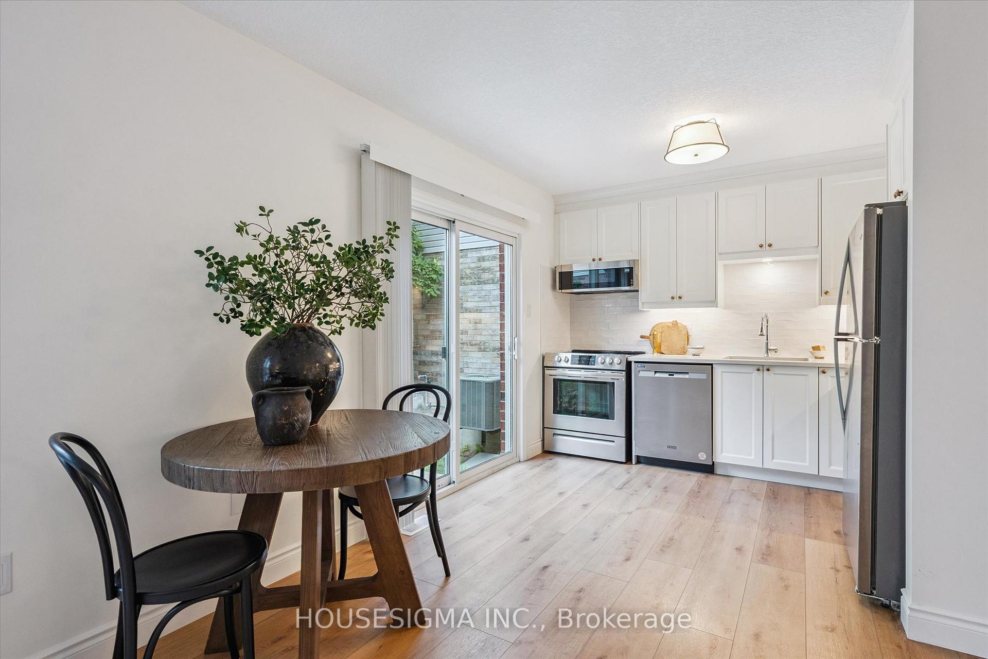 Photo 9 of 47 Marsh Crescent, Guelph, Pineridge/Westminster Woods — HOMEH
