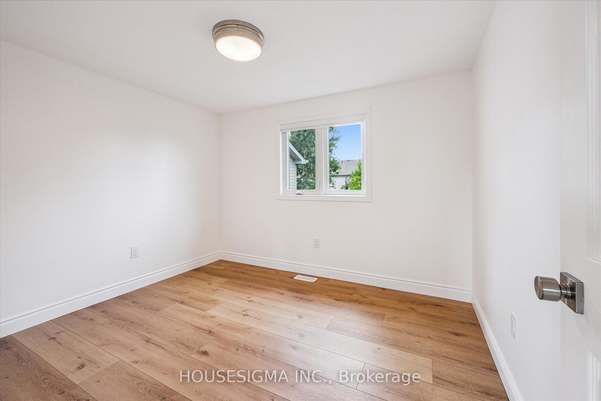 Photo 20 of 47 Marsh Crescent, Guelph, Pineridge/Westminster Woods — HOMEH