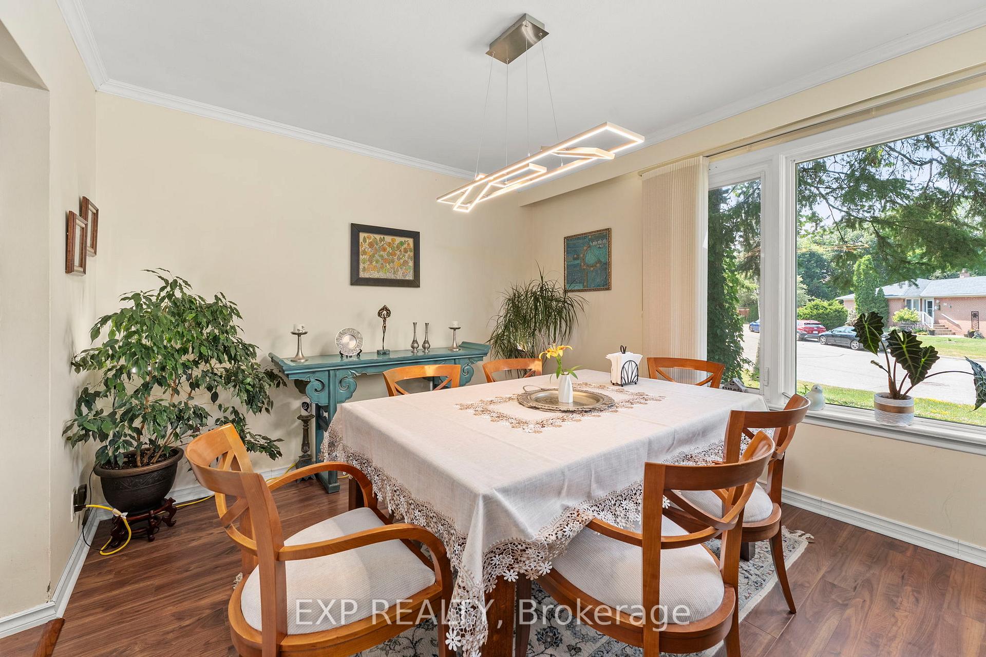 Photo 8 of 31 Patrick Drive, Aurora, Aurora Highlands — HOMEH