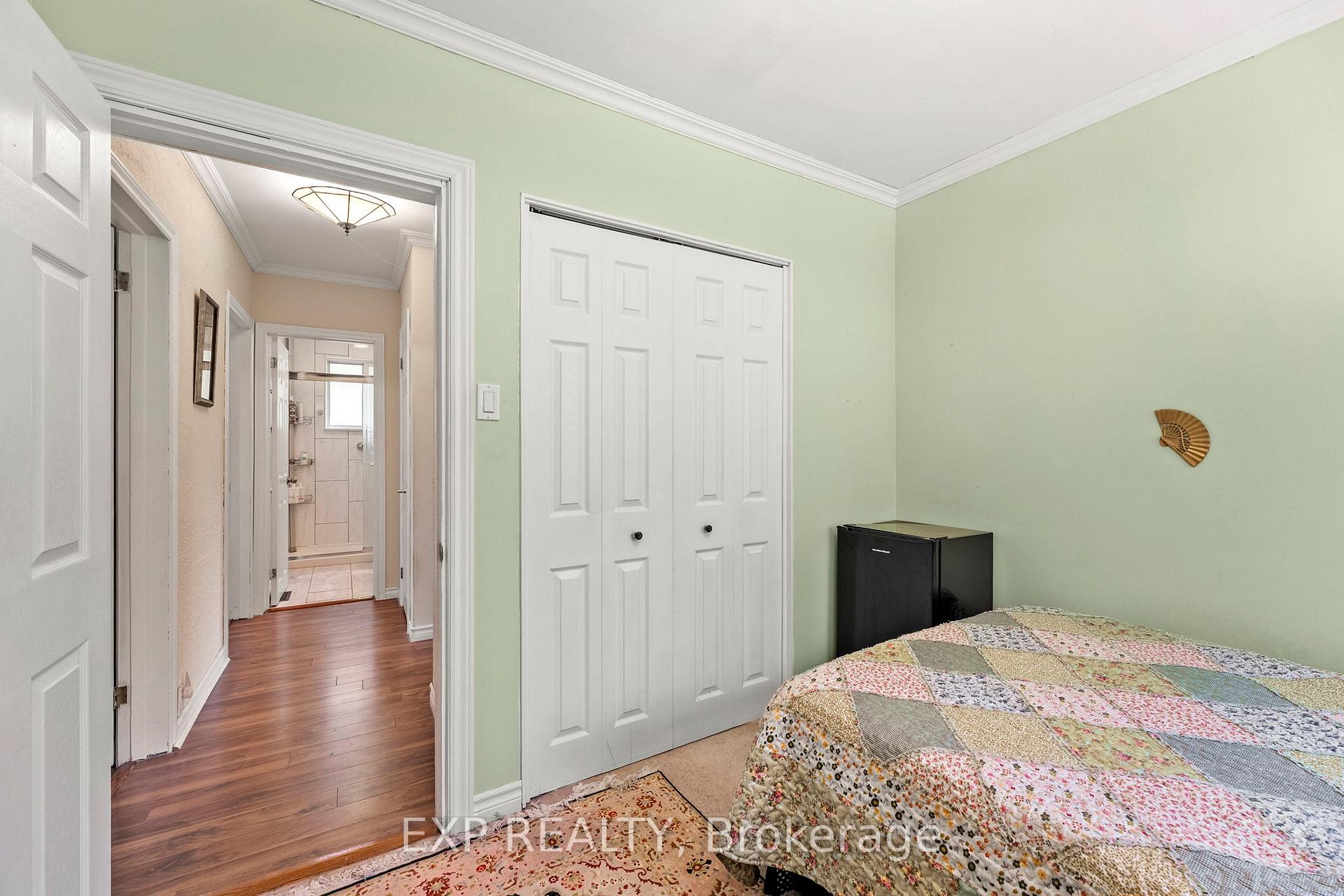 Photo 15 of 31 Patrick Drive, Aurora, Aurora Highlands — HOMEH