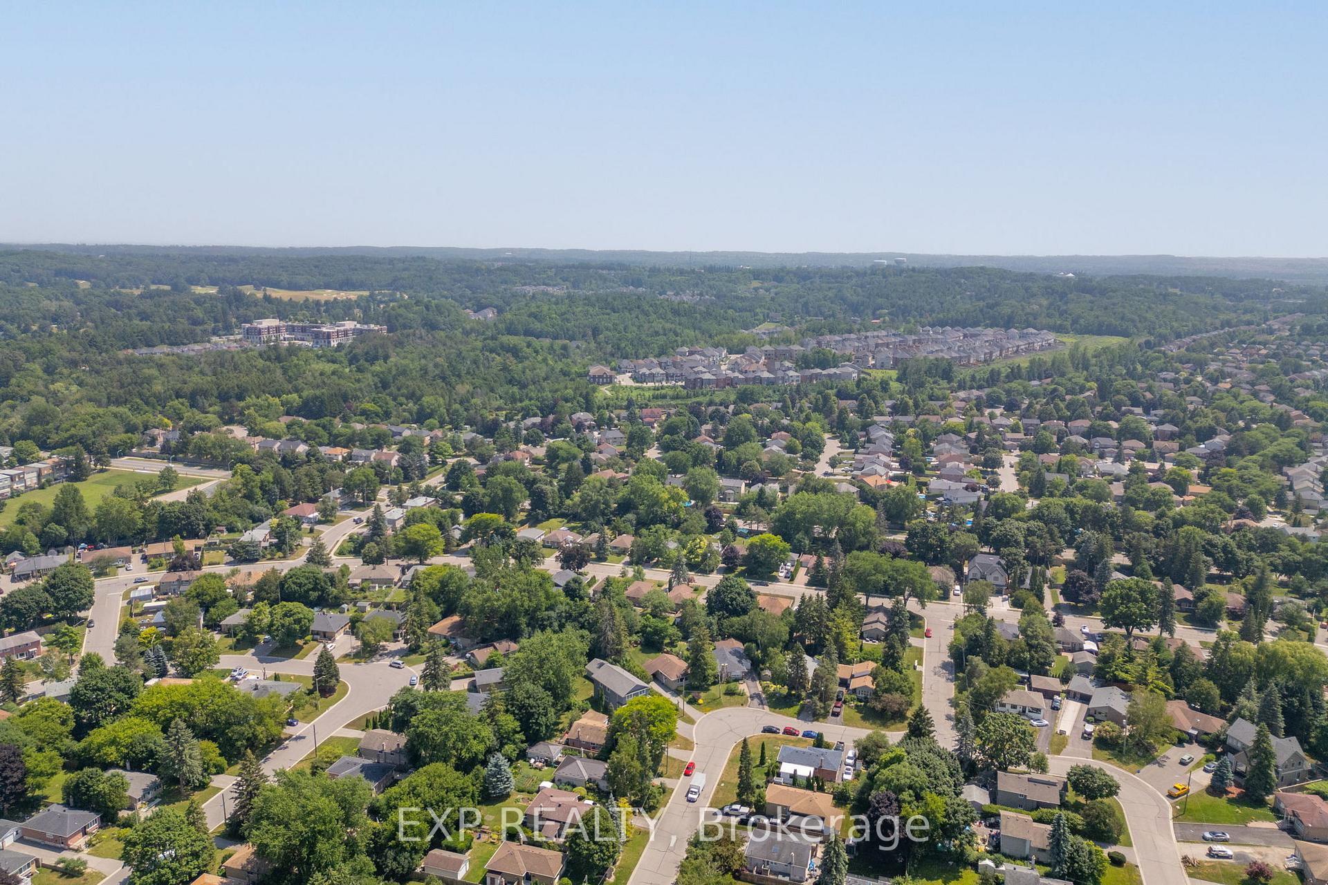 Photo 32 of 31 Patrick Drive, Aurora, Aurora Highlands — HOMEH