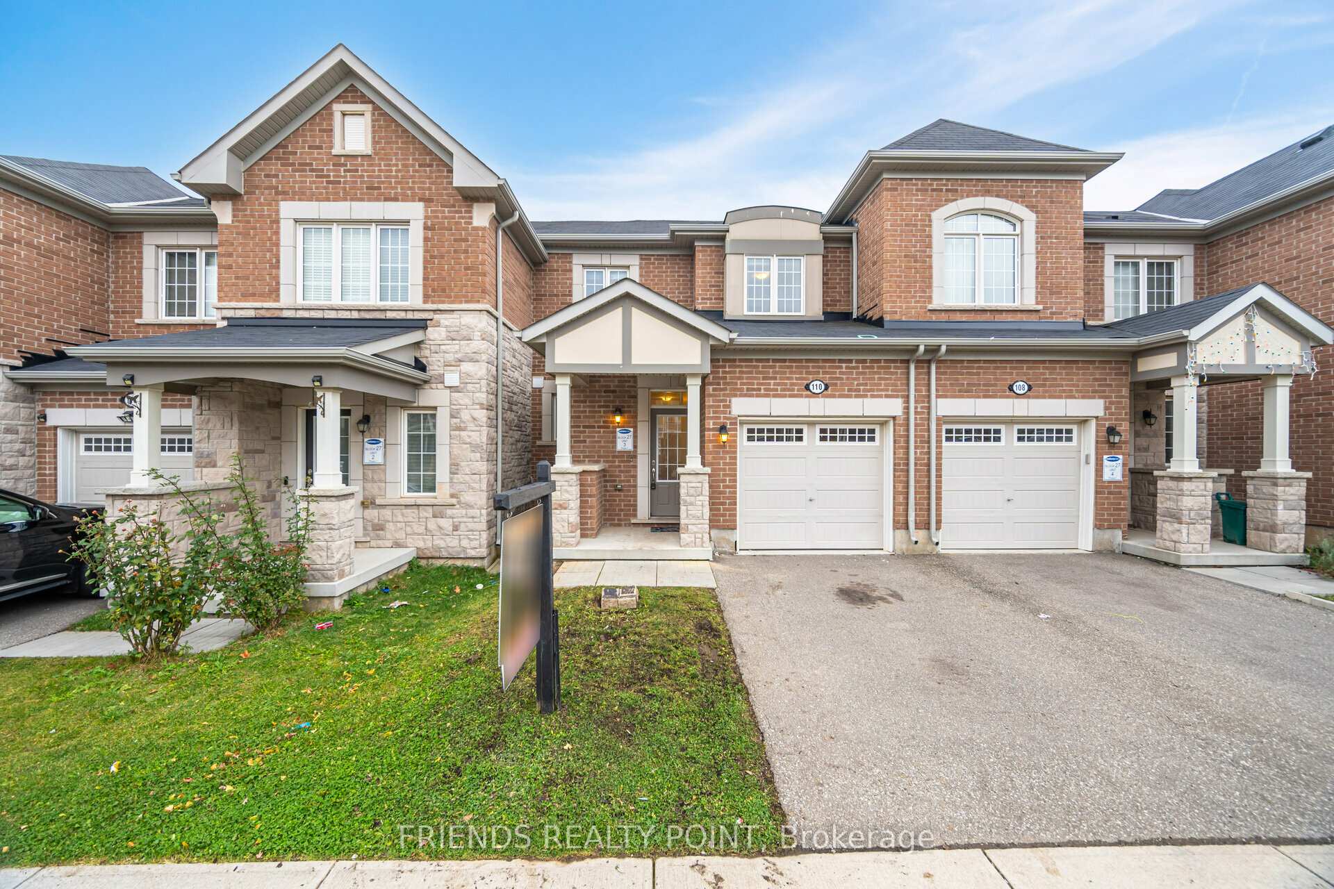 Photo 1 of 110 Bond Head Court, Milton, Ford — HOMEH