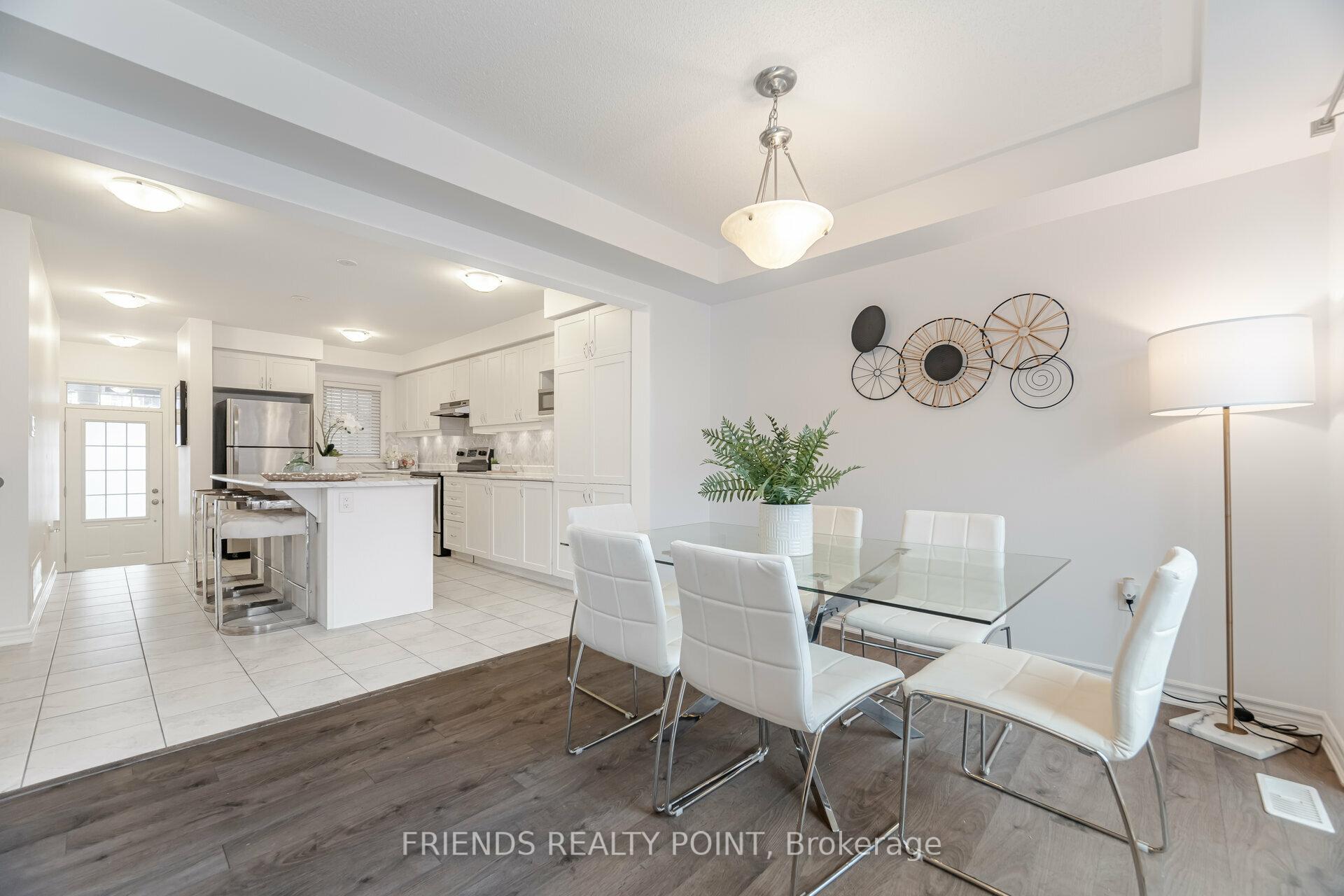 Photo 5 of 110 Bond Head Court, Milton, Ford — HOMEH