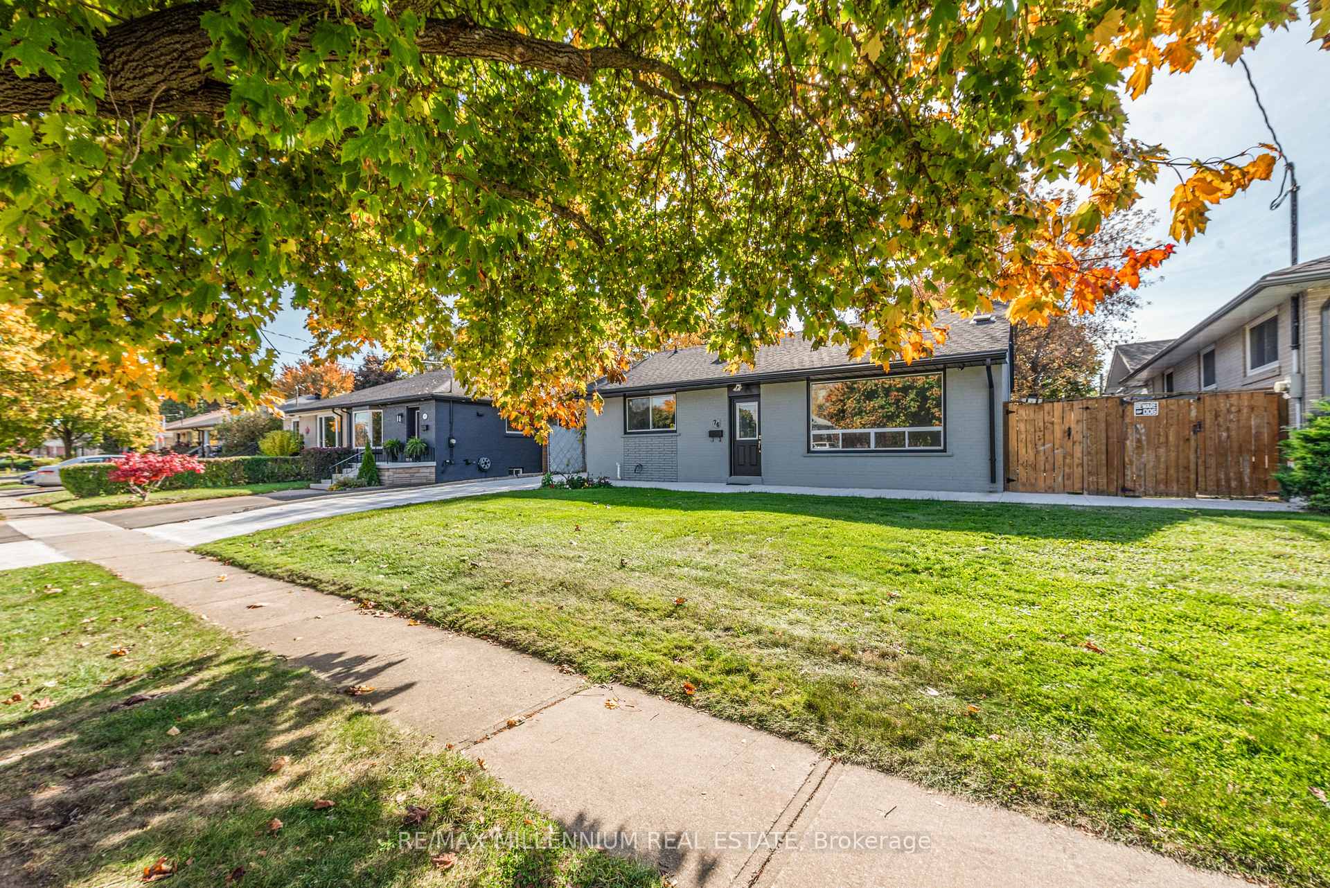 Front of 76 Raylawn Crescent