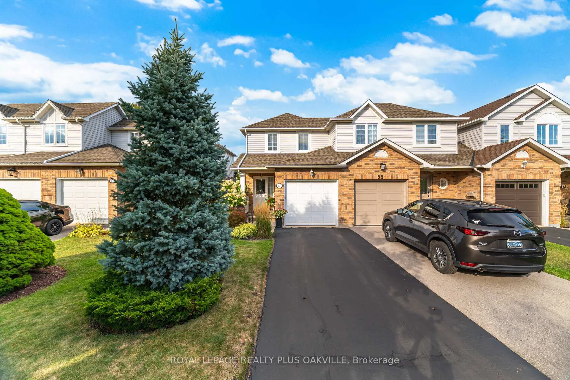 Photo 4 of 53 Kildonan Crescent, Hamilton, Waterdown — HOMEH